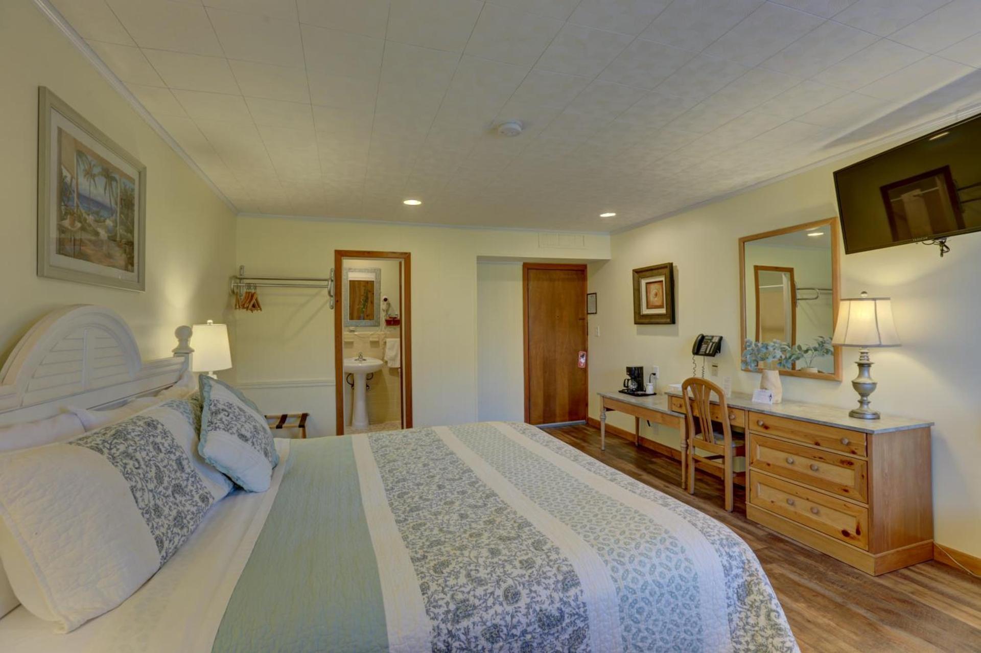 Cape Pines Motel photo 13