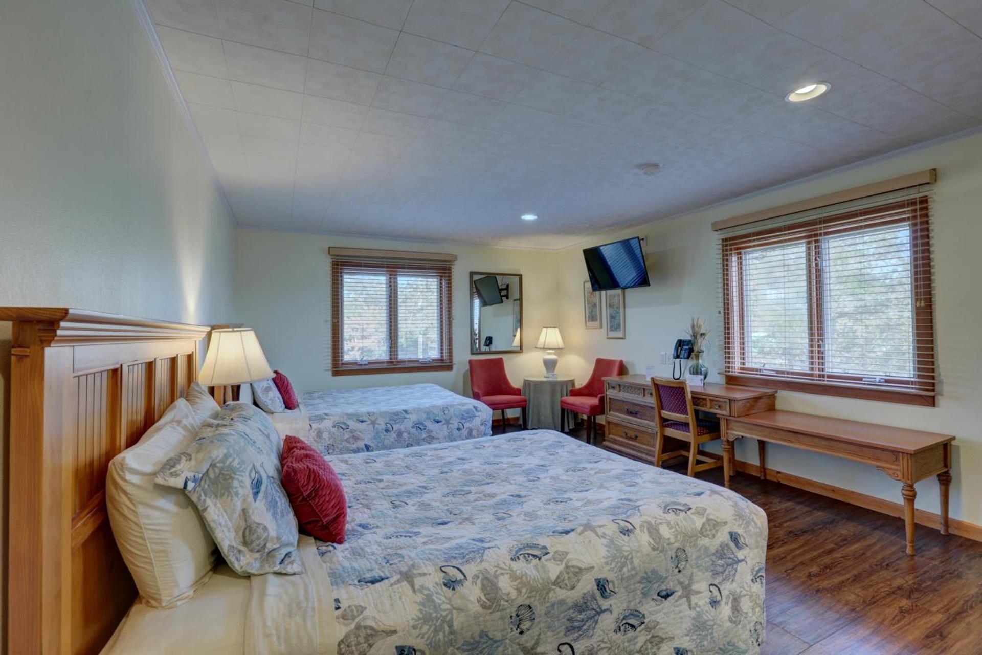 Cape Pines Motel photo 12