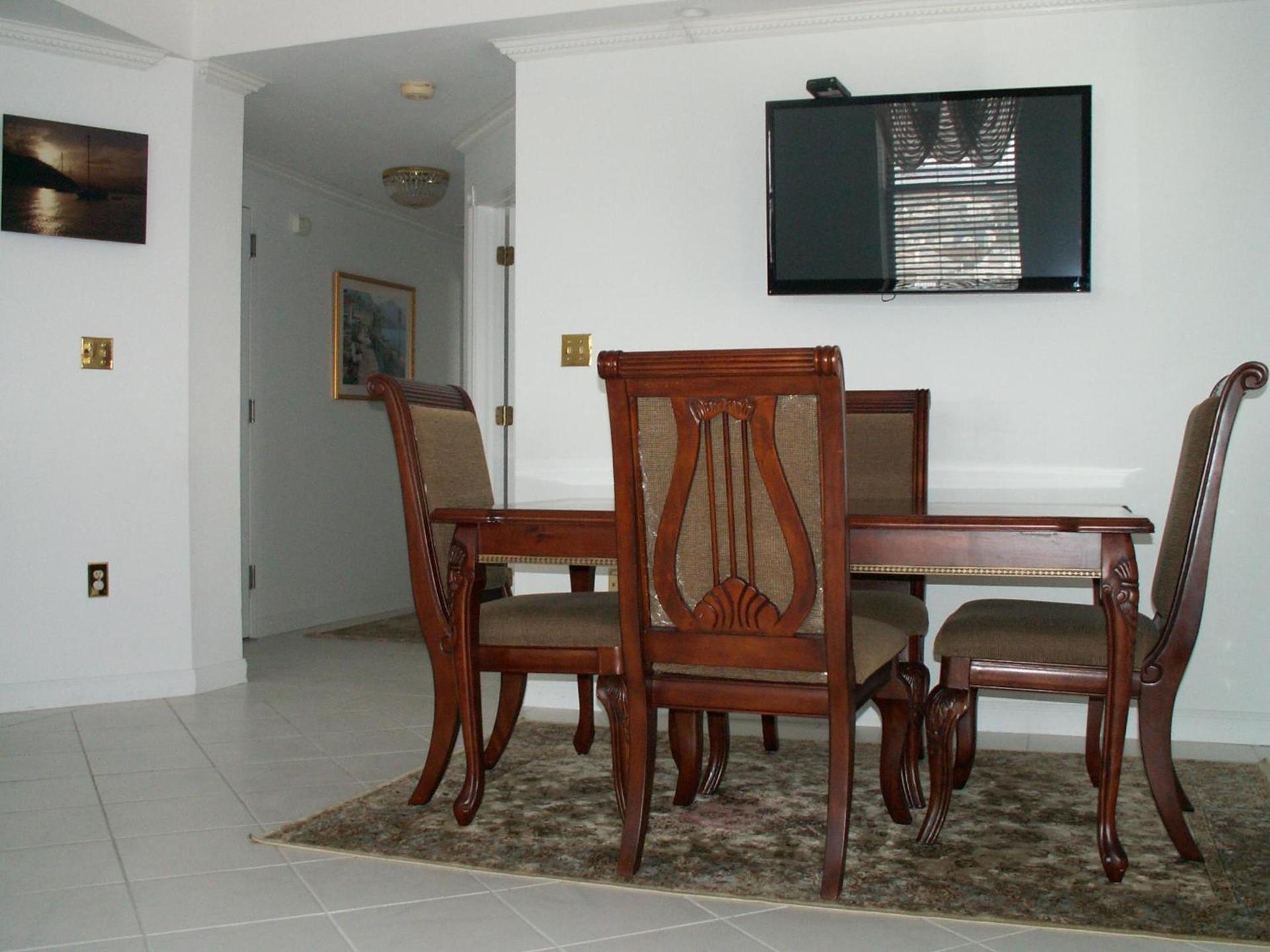 The Flanders Hotel photo 28