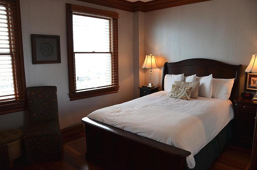 The Flanders Hotel photo 48