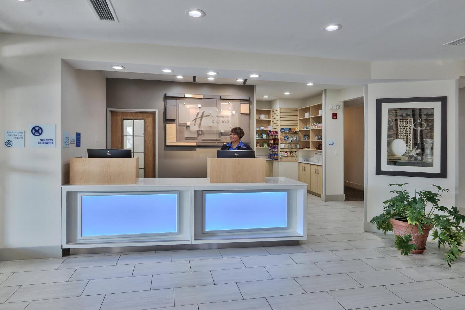 Holiday Inn Express Socorro by IHG photo 11