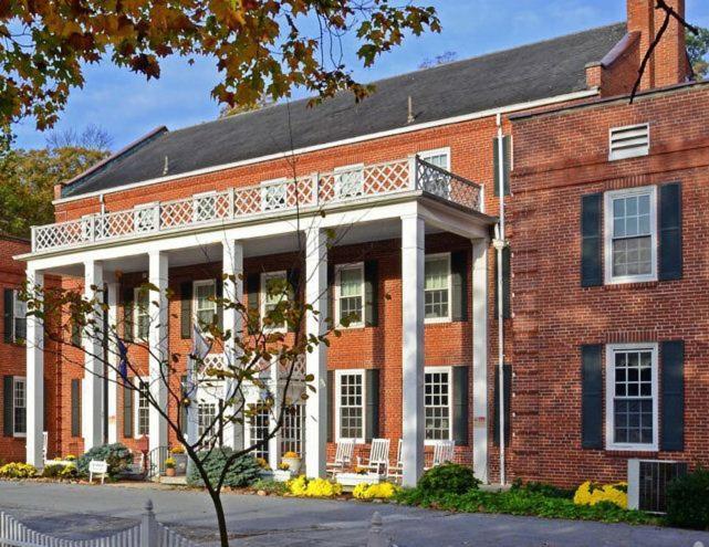 The Country Inn of Berkeley Springs photo 1