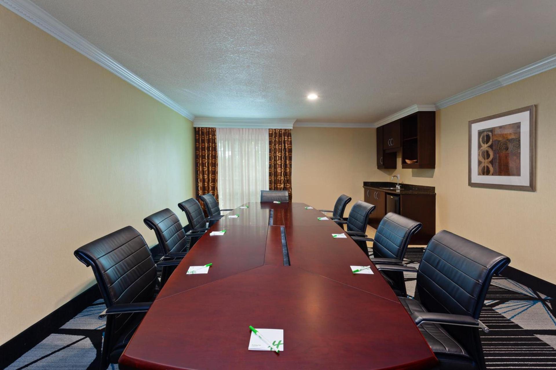 Holiday Inn & Suites San Mateo - SFO by IHG photo 18