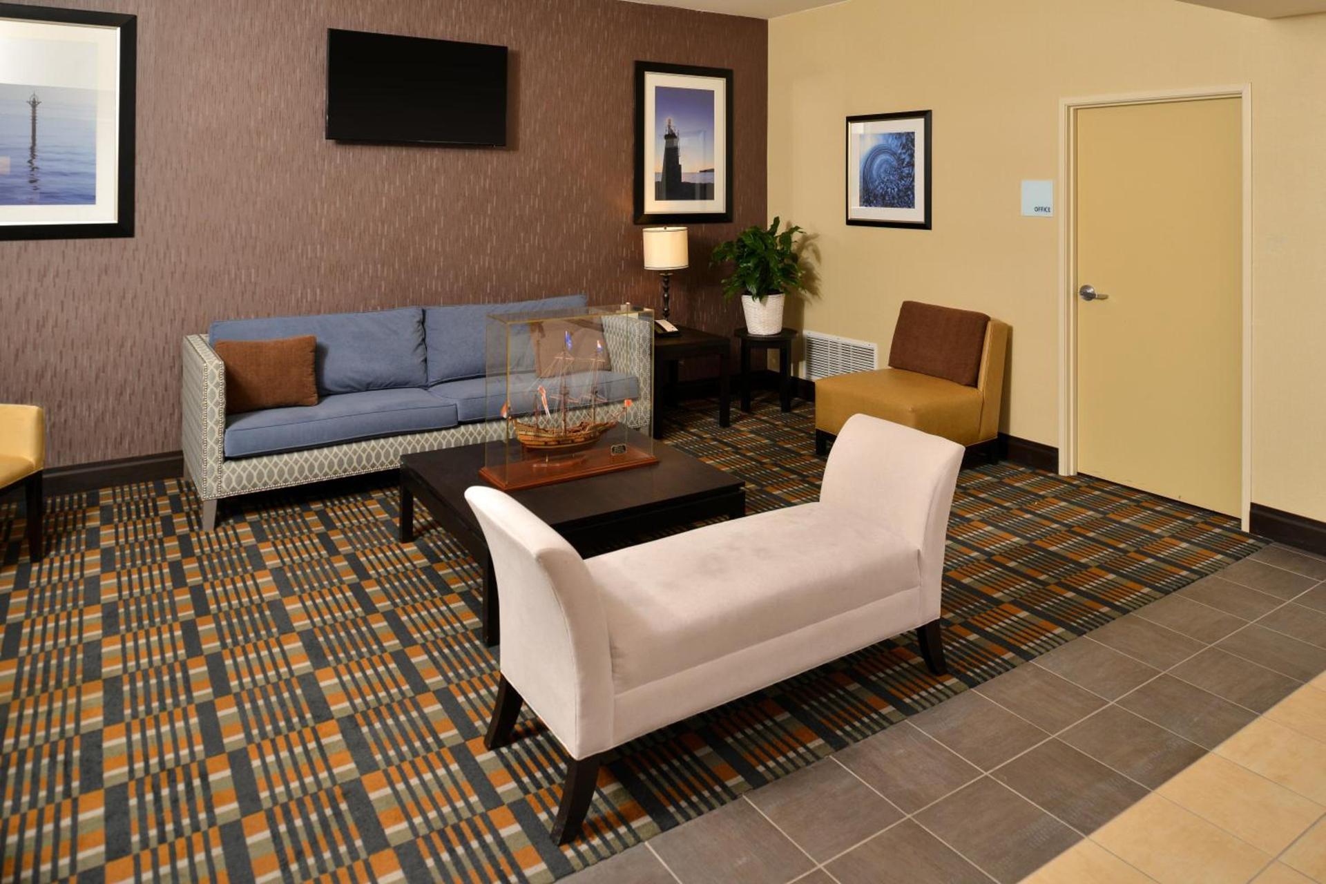 Holiday Inn Express & Suites Peekskill-Lower Hudson Valley by IHG photo 42