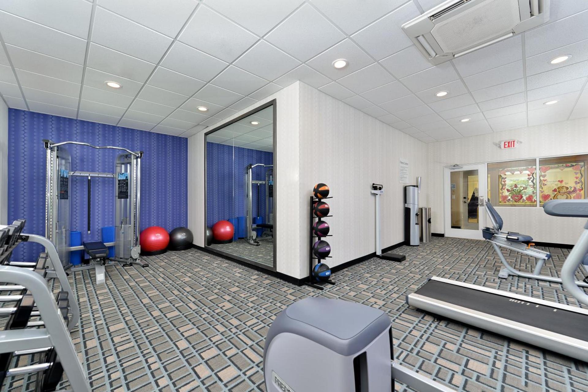Holiday Inn Express & Suites Peekskill-Lower Hudson Valley by IHG photo 45