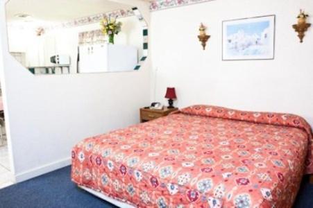 Havasu Inn & Suites photo 2
