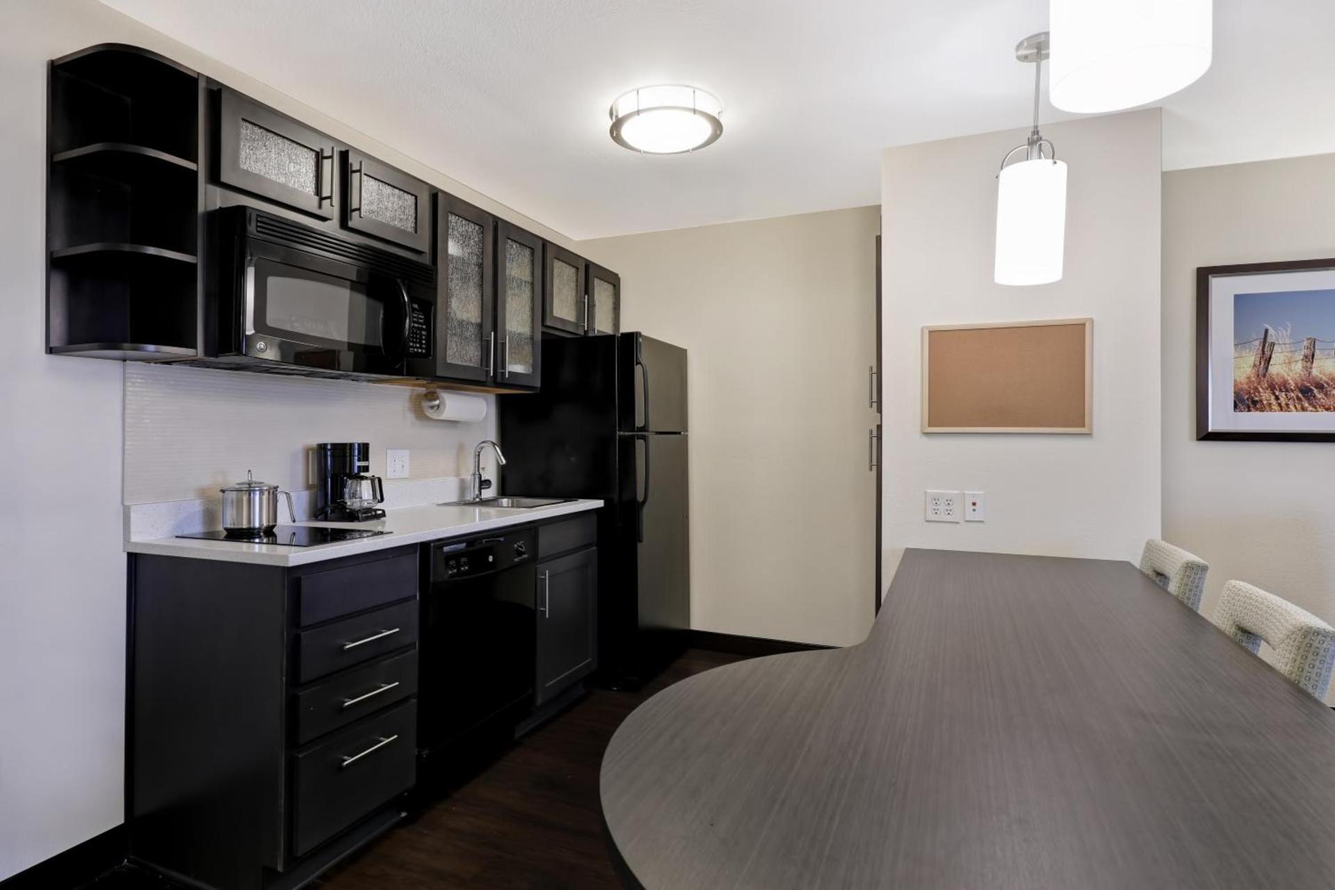 Candlewood Suites Indianapolis - South by IHG photo 21