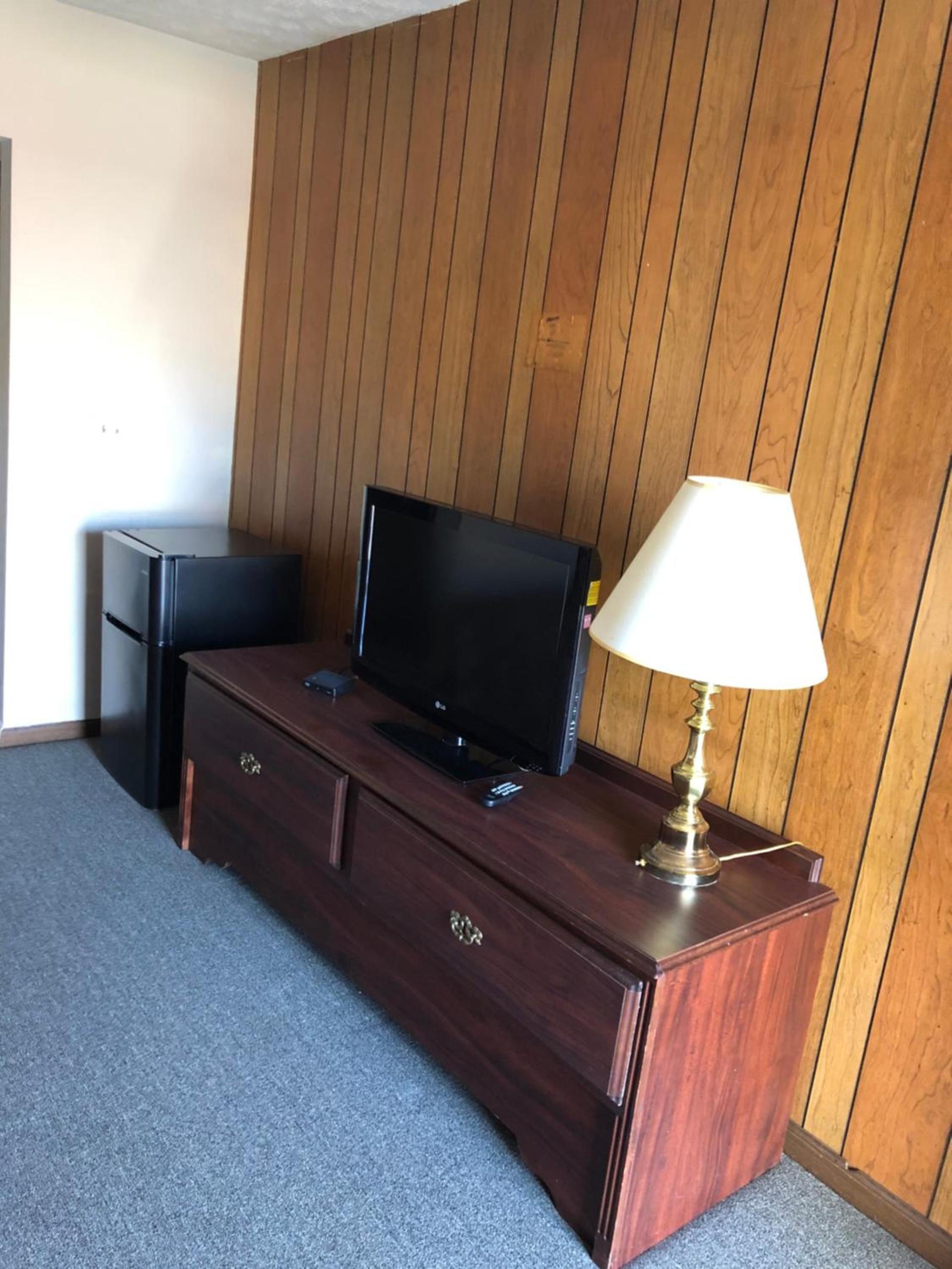 Harcourt Motel photo 8
