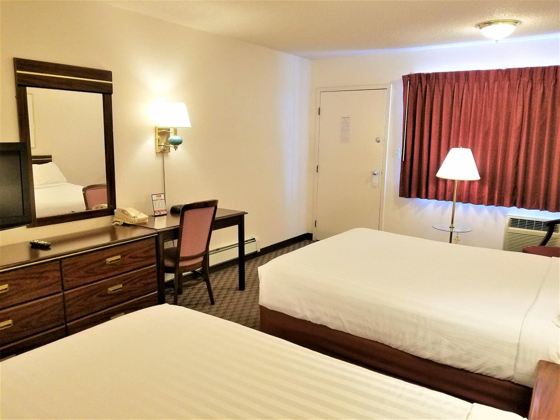 Motel 8 Laramie photo 10