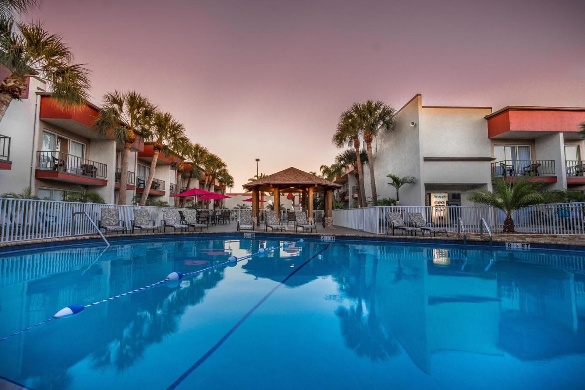 La Quinta by Wyndham Clearwater Central photo 13