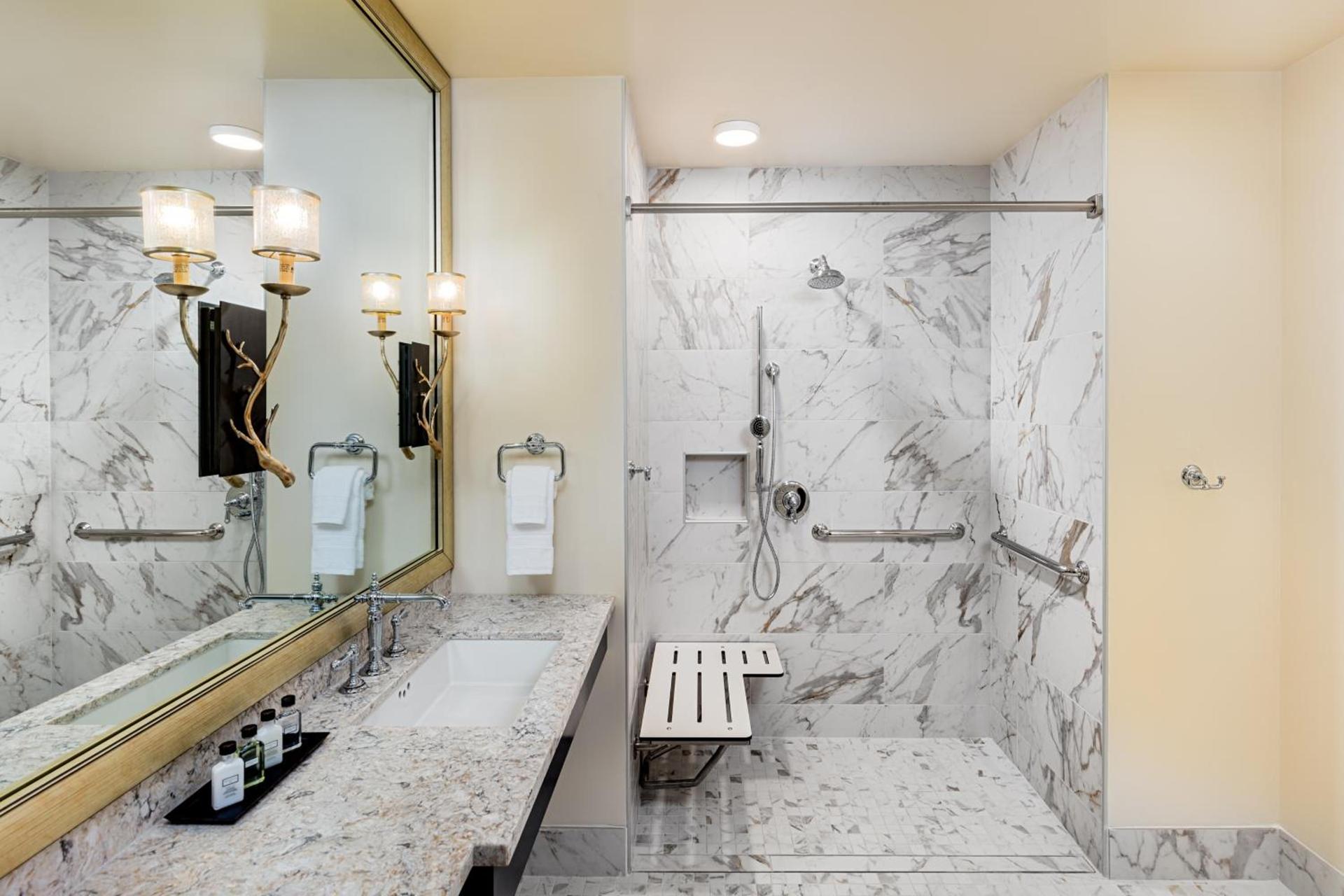 The Brownwood Hotel & Spa photo 8