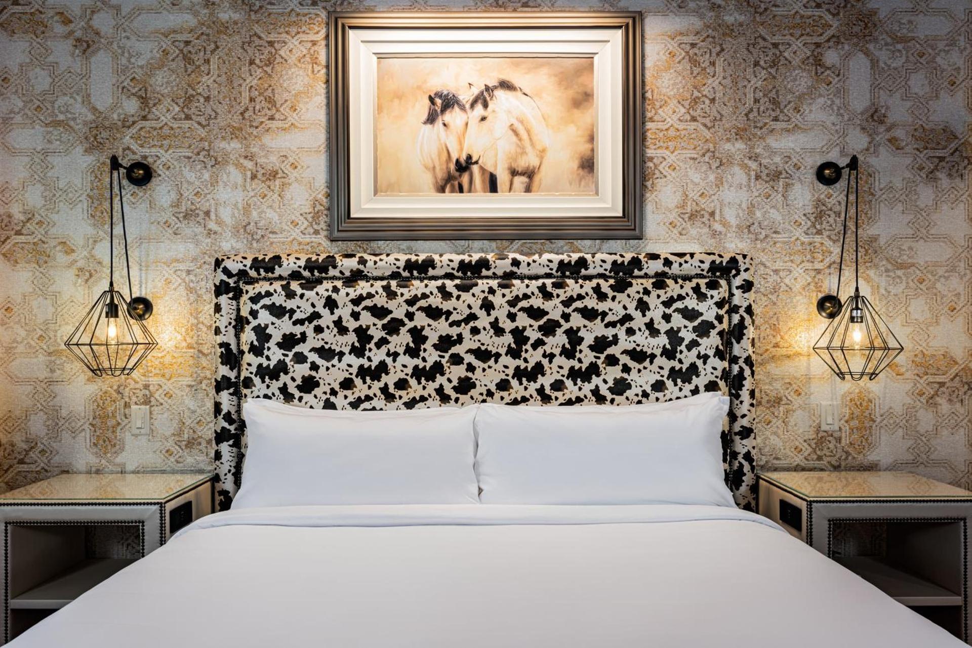 The Brownwood Hotel & Spa photo 9