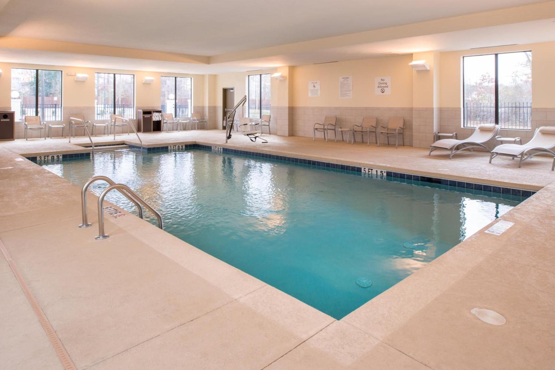 Holiday Inn Express & Suites Monroe by IHG photo 64
