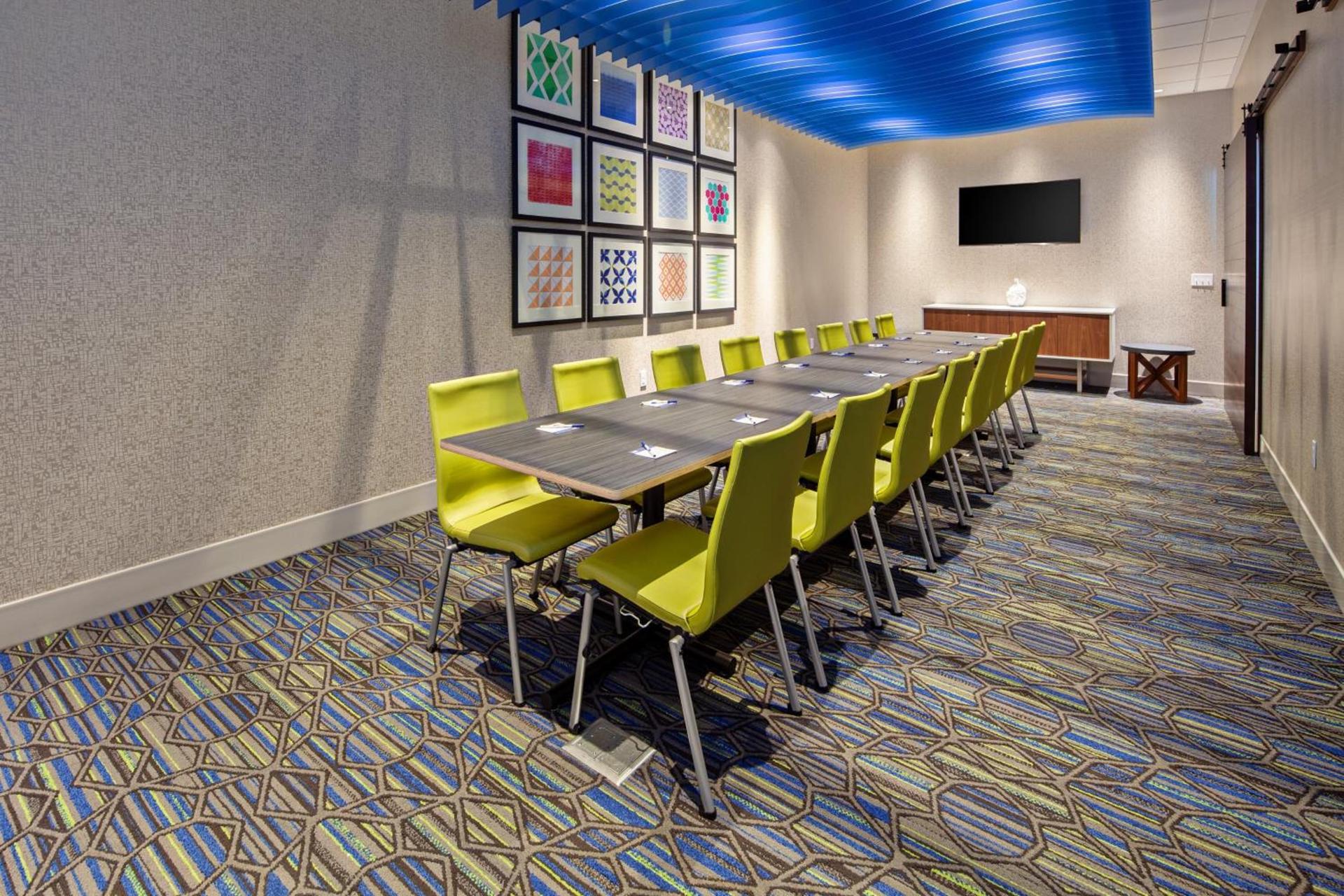 Holiday Inn Express Hotel & Suites Ventura Harbor by IHG photo 9