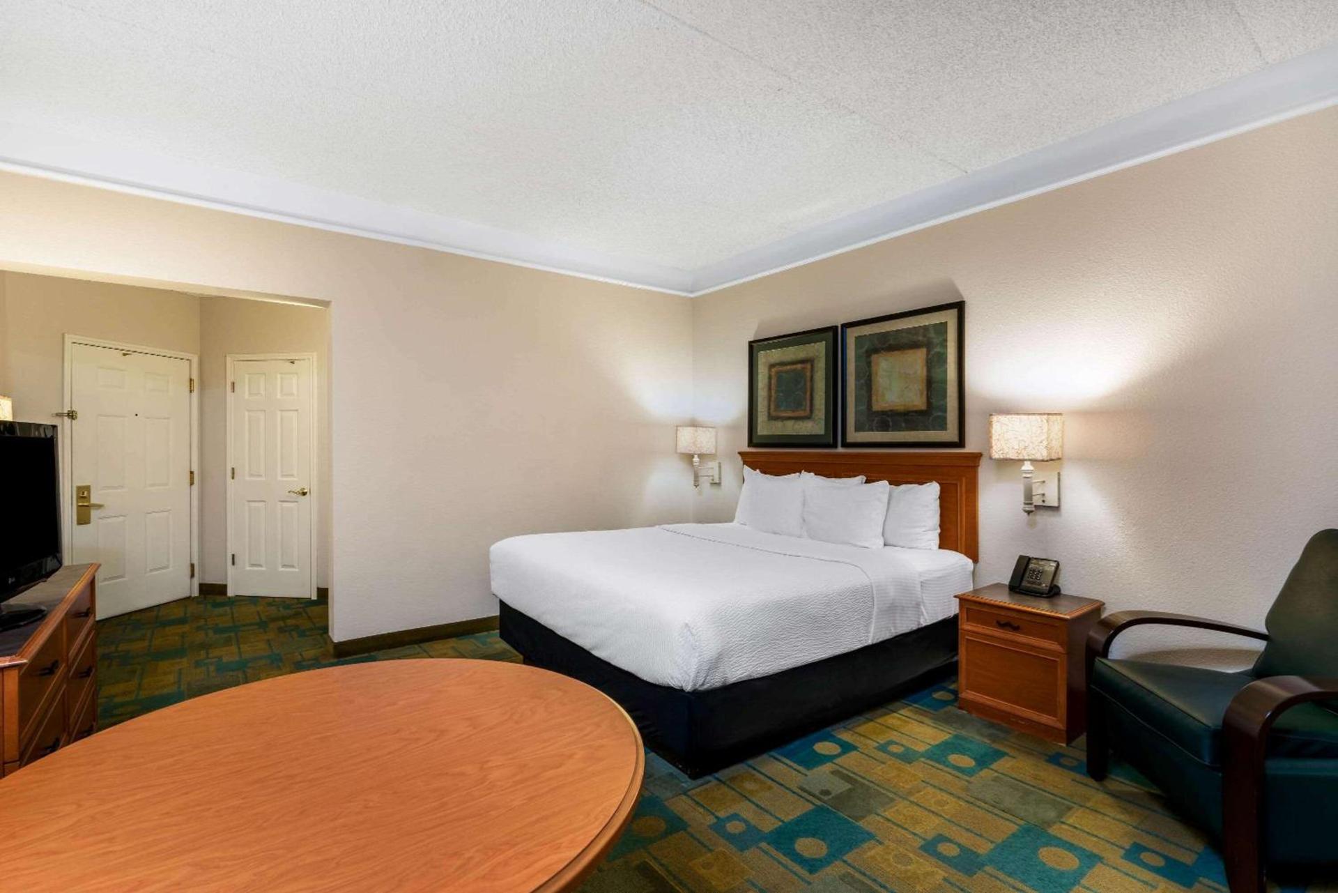 La Quinta by Wyndham Phoenix West Peoria photo 11
