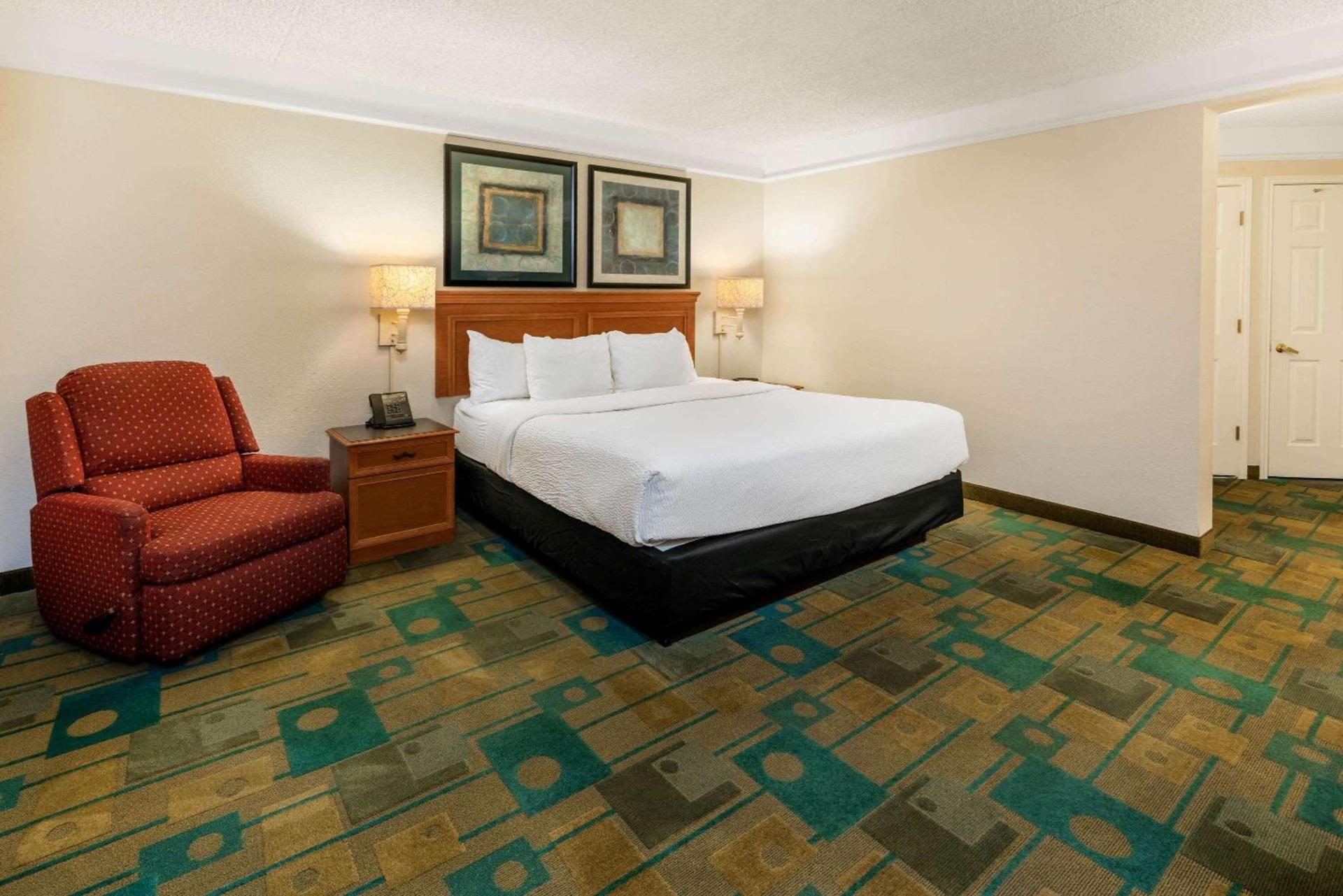 La Quinta by Wyndham Phoenix West Peoria photo 16