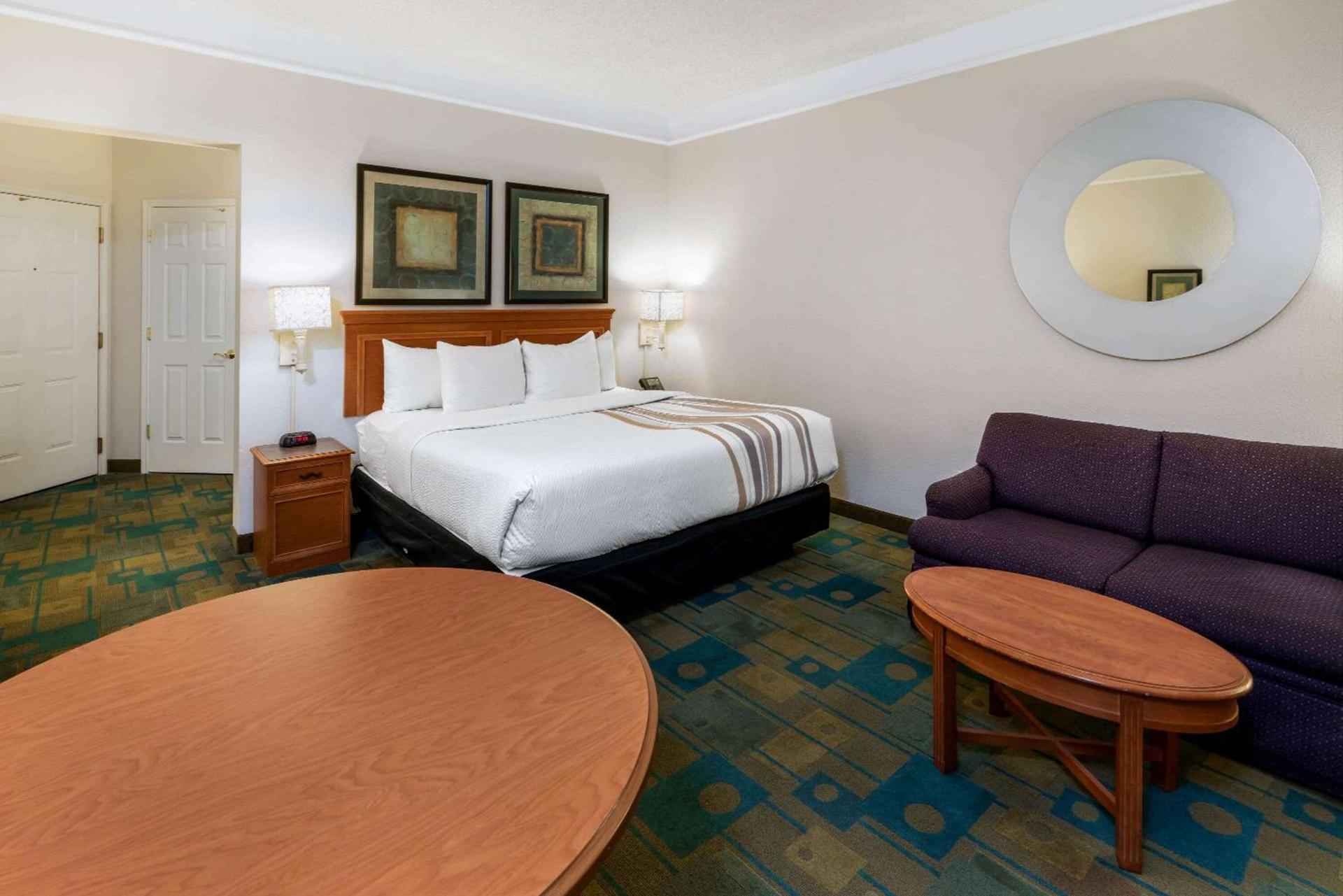 La Quinta by Wyndham Phoenix West Peoria photo 21