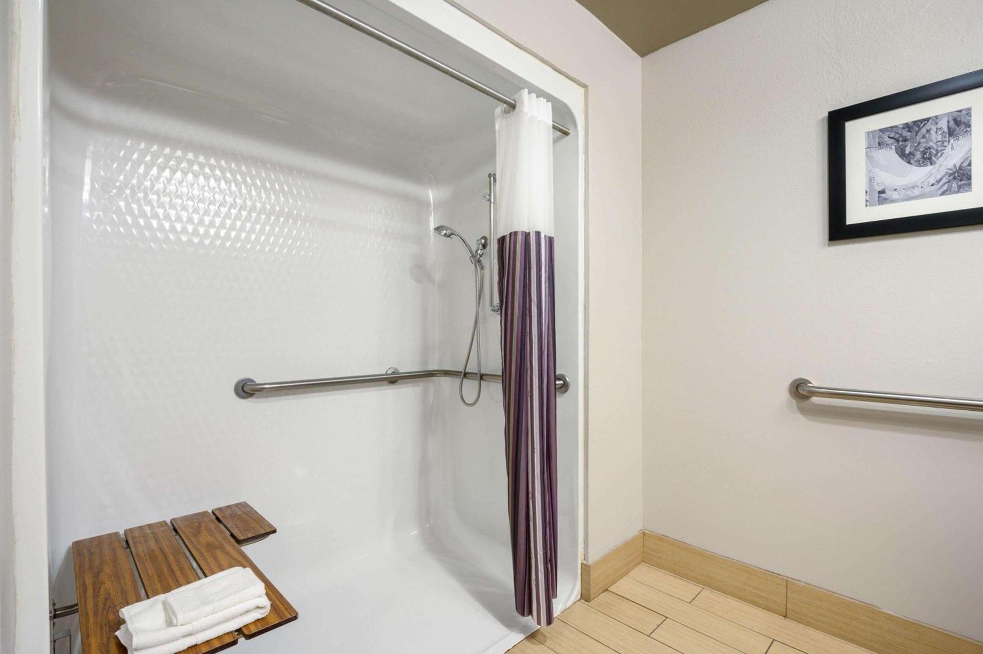 La Quinta Inn by Wyndham North Myrtle Beach photo 41