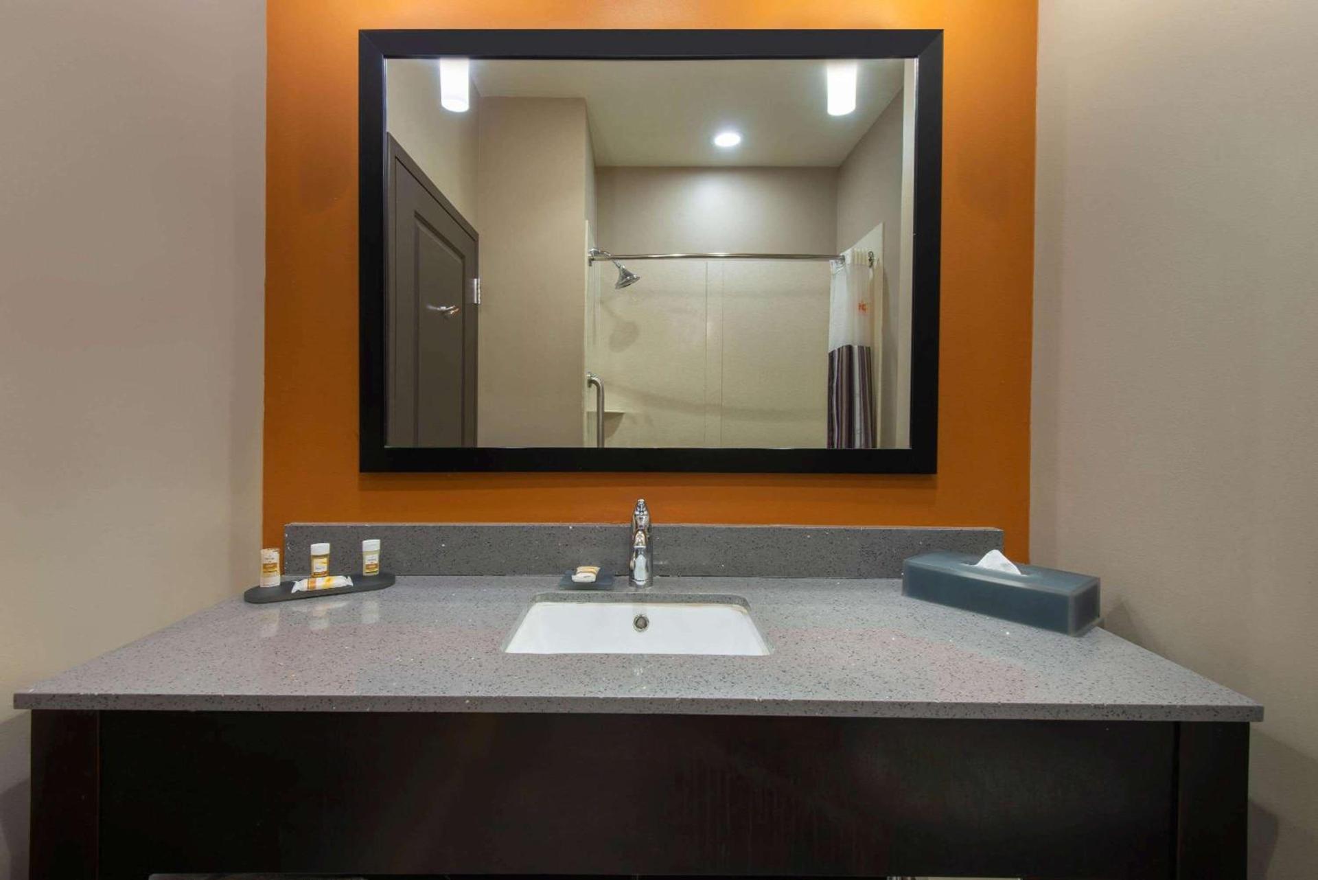 La Quinta by Wyndham Harrisburg-Hershey photo 16