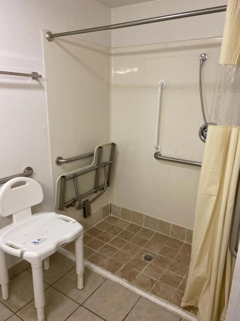 Rodeway Inn Central Colorado Springs photo 7