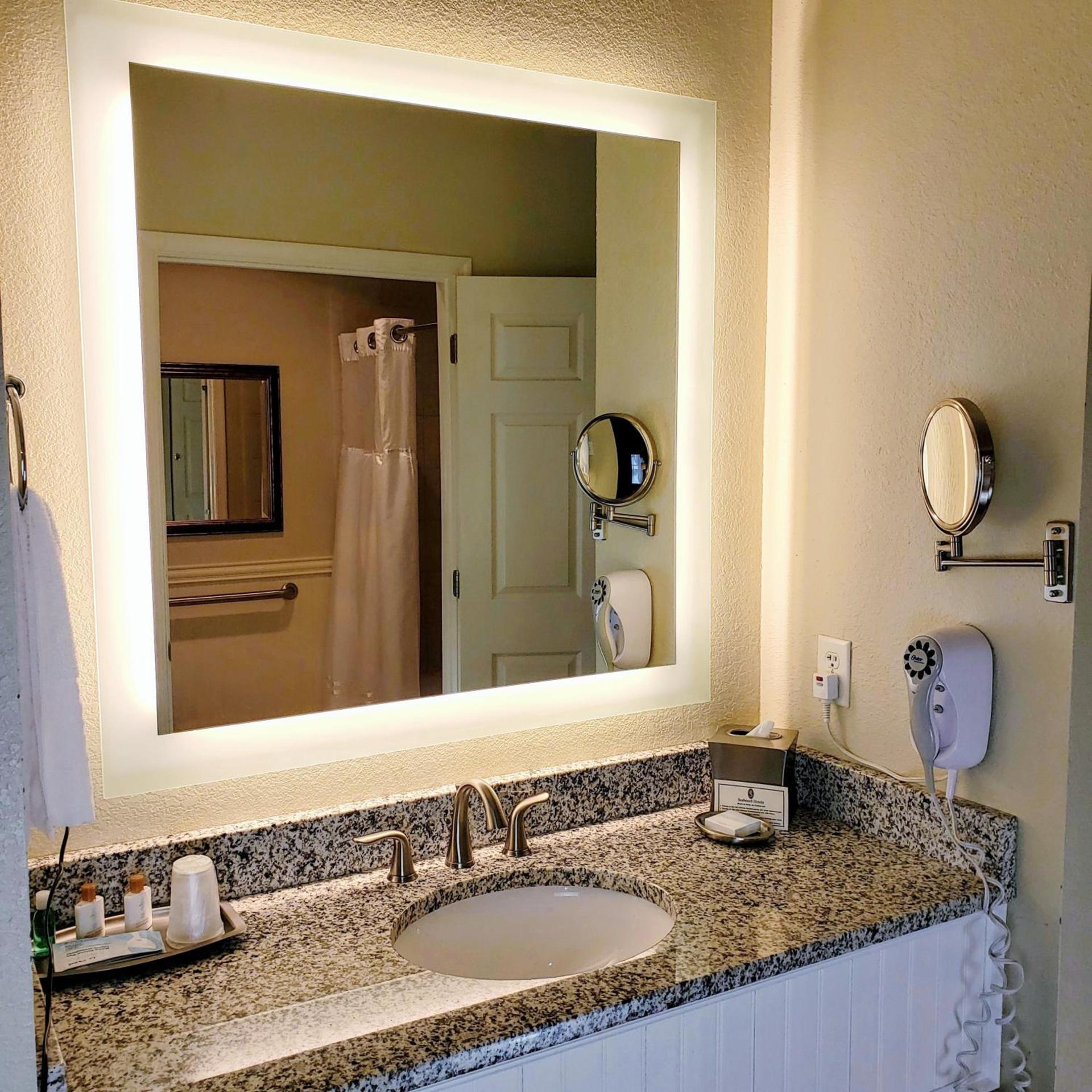 Avenue Inn & Spa photo 78