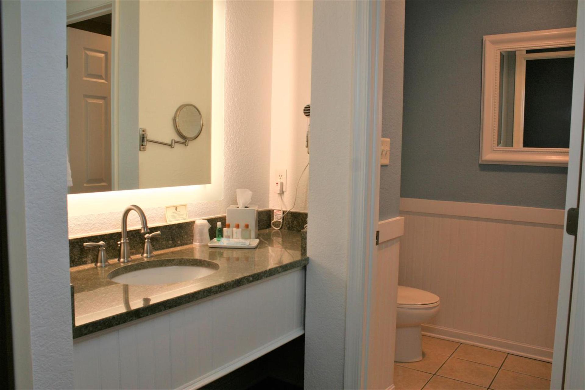 Avenue Inn & Spa photo 59