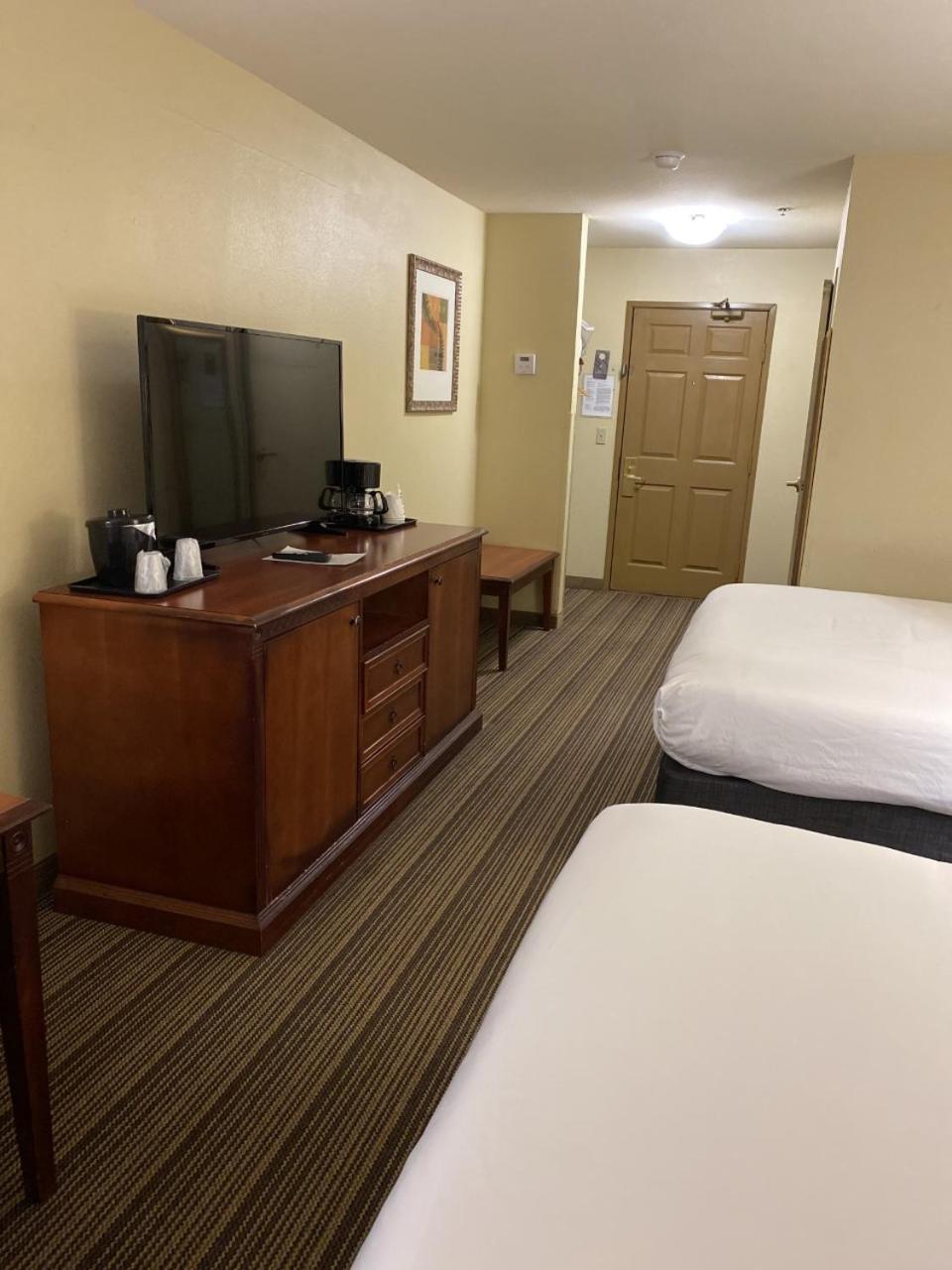 Country Inn & Suites by Radisson, Fort Worth, TX photo 16