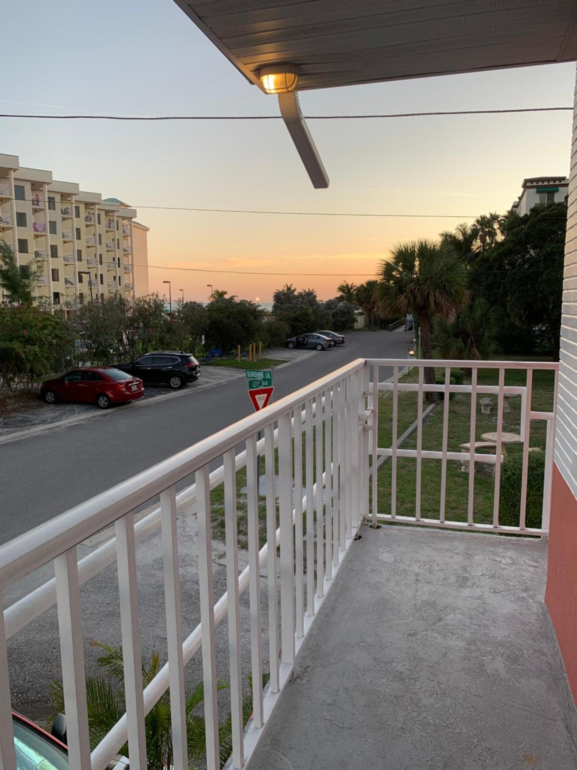 The Beach House - Treasure Island photo 4