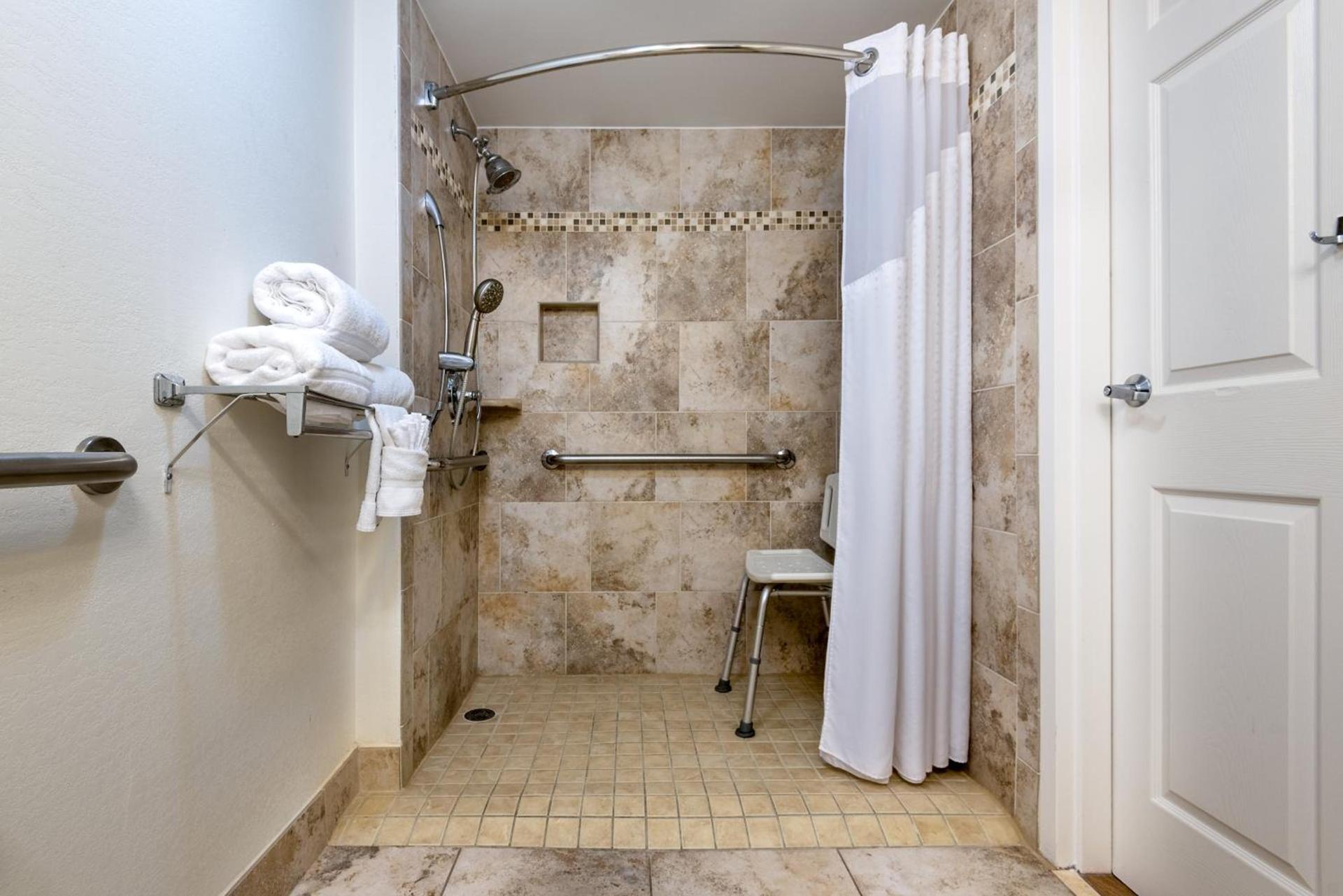Holiday Inn Fort Lauderdale Airport by IHG photo 23