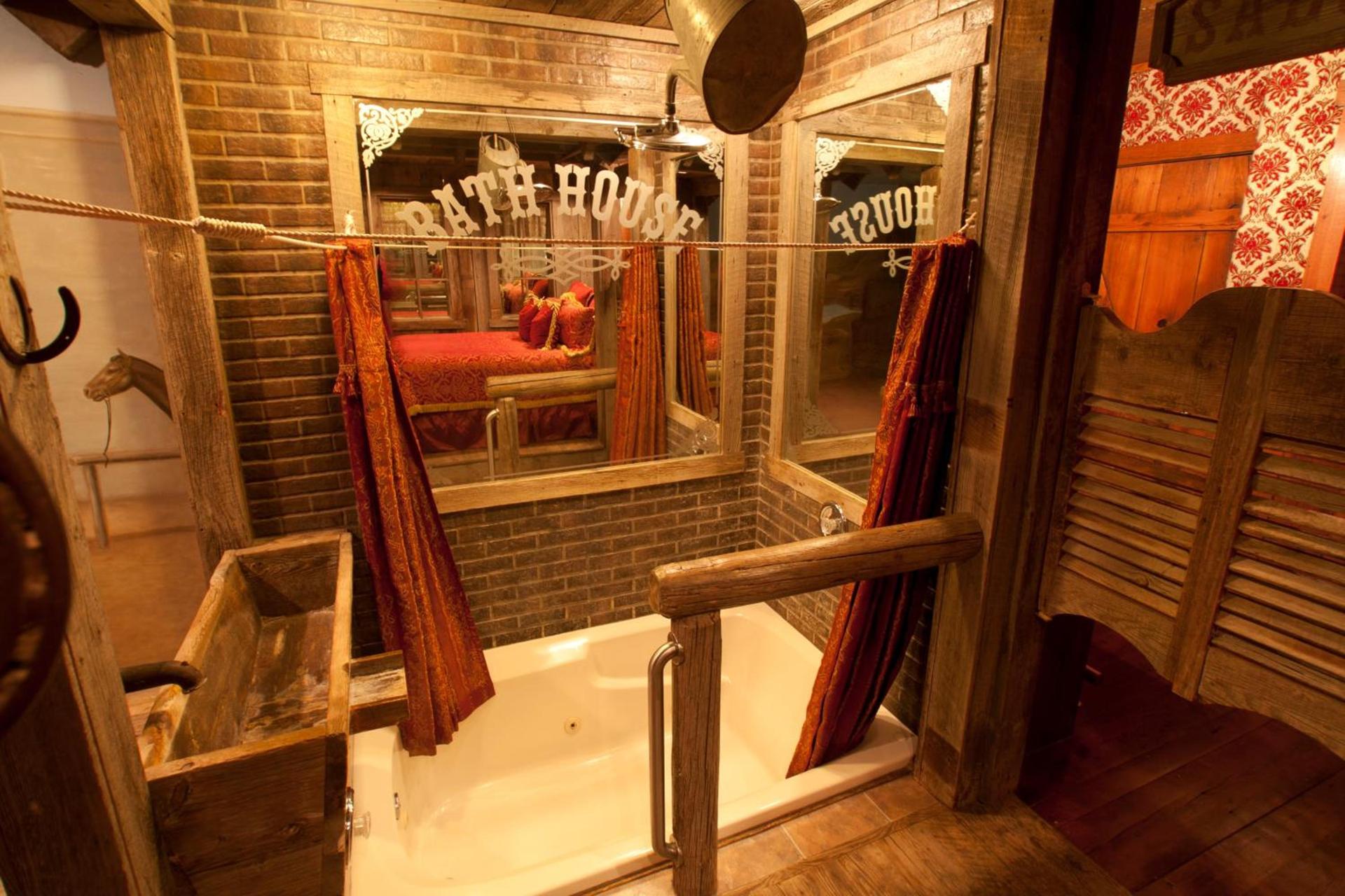 Black Swan Inn Luxurious Theme Rooms photo 50