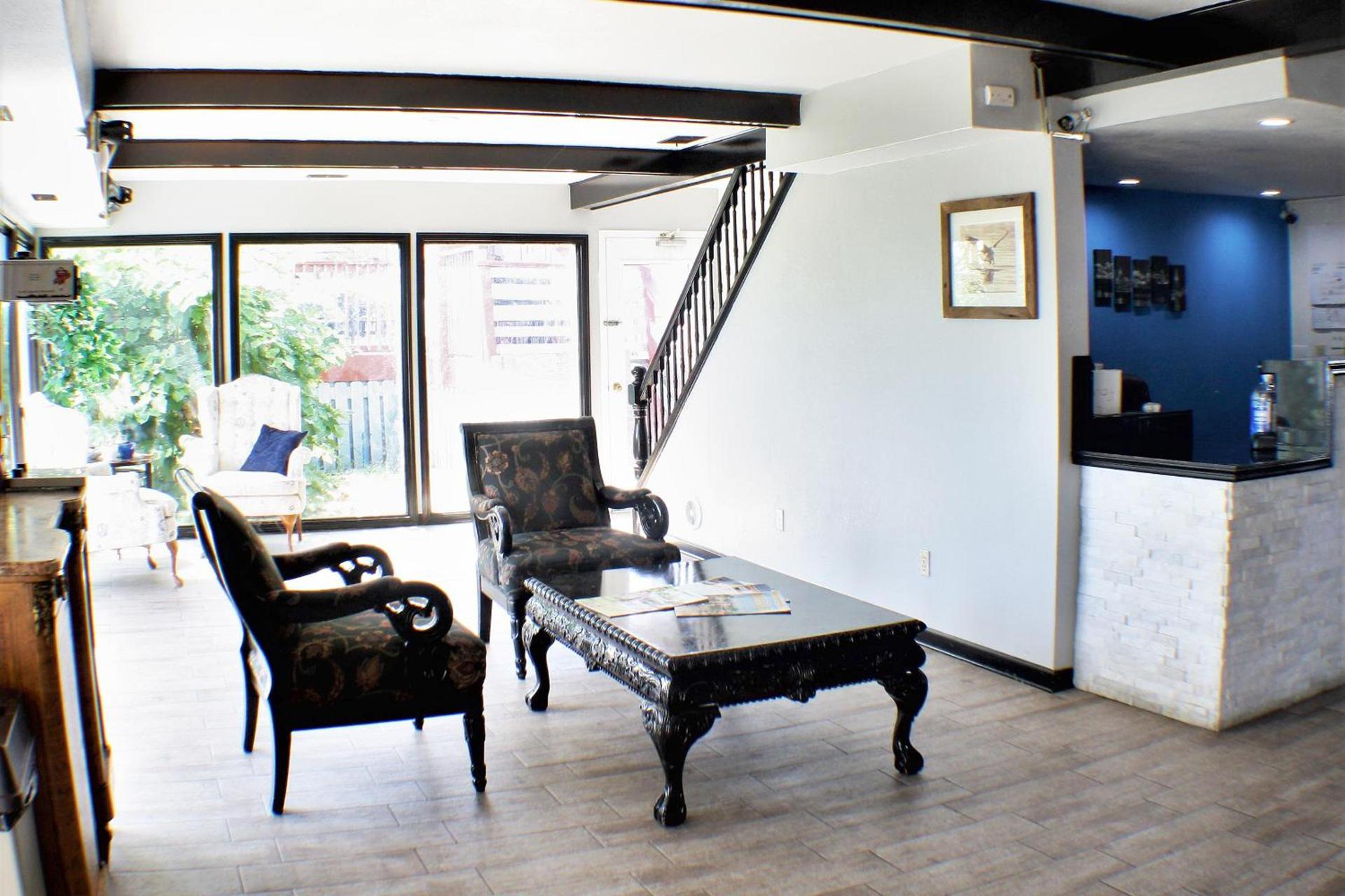 Lakeview Inn photo 19