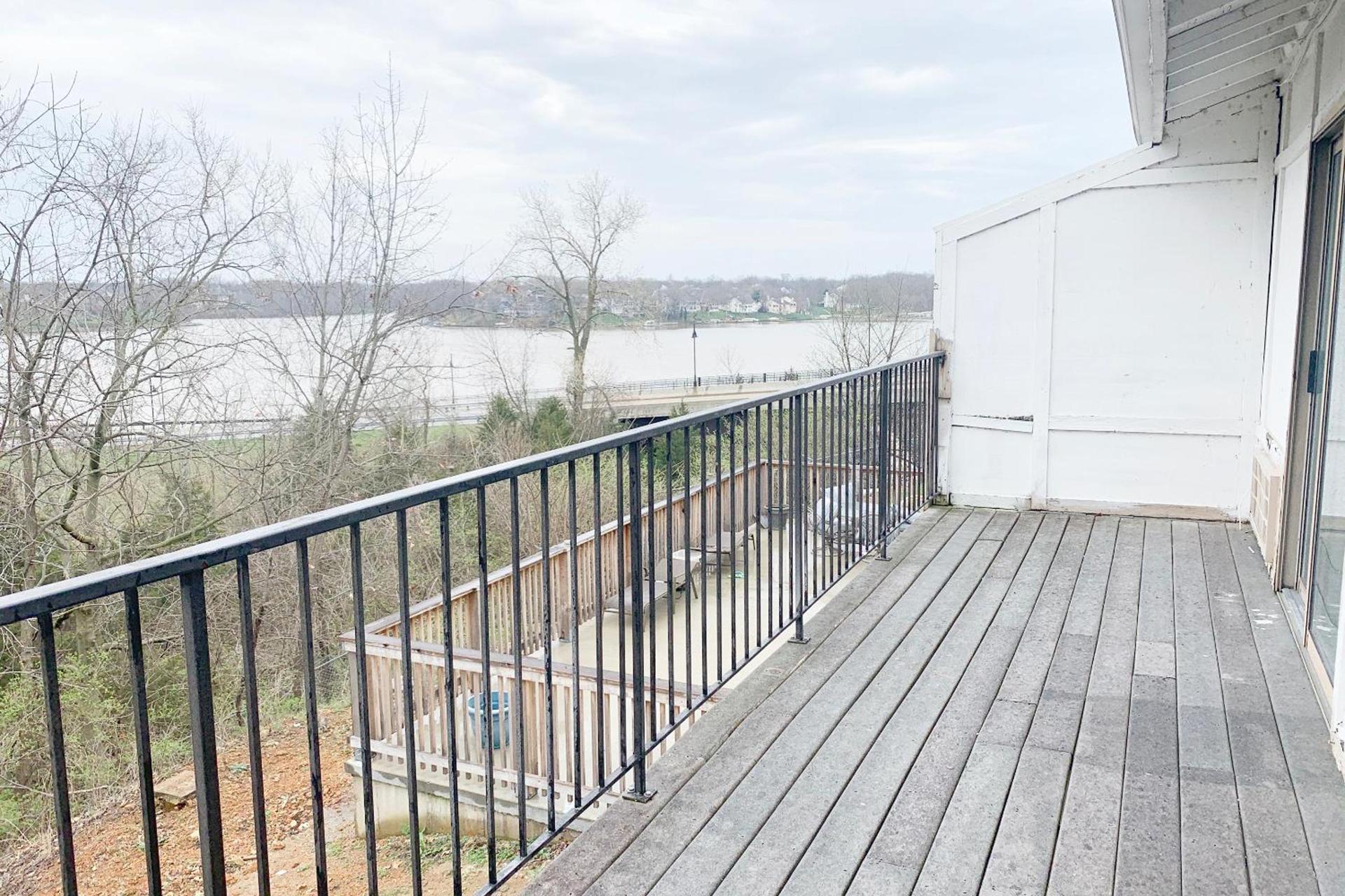 Lakeview Inn photo 15