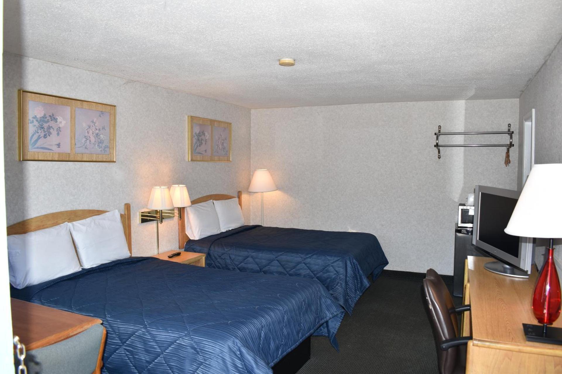 POCONO NIGHT LODGE photo 16