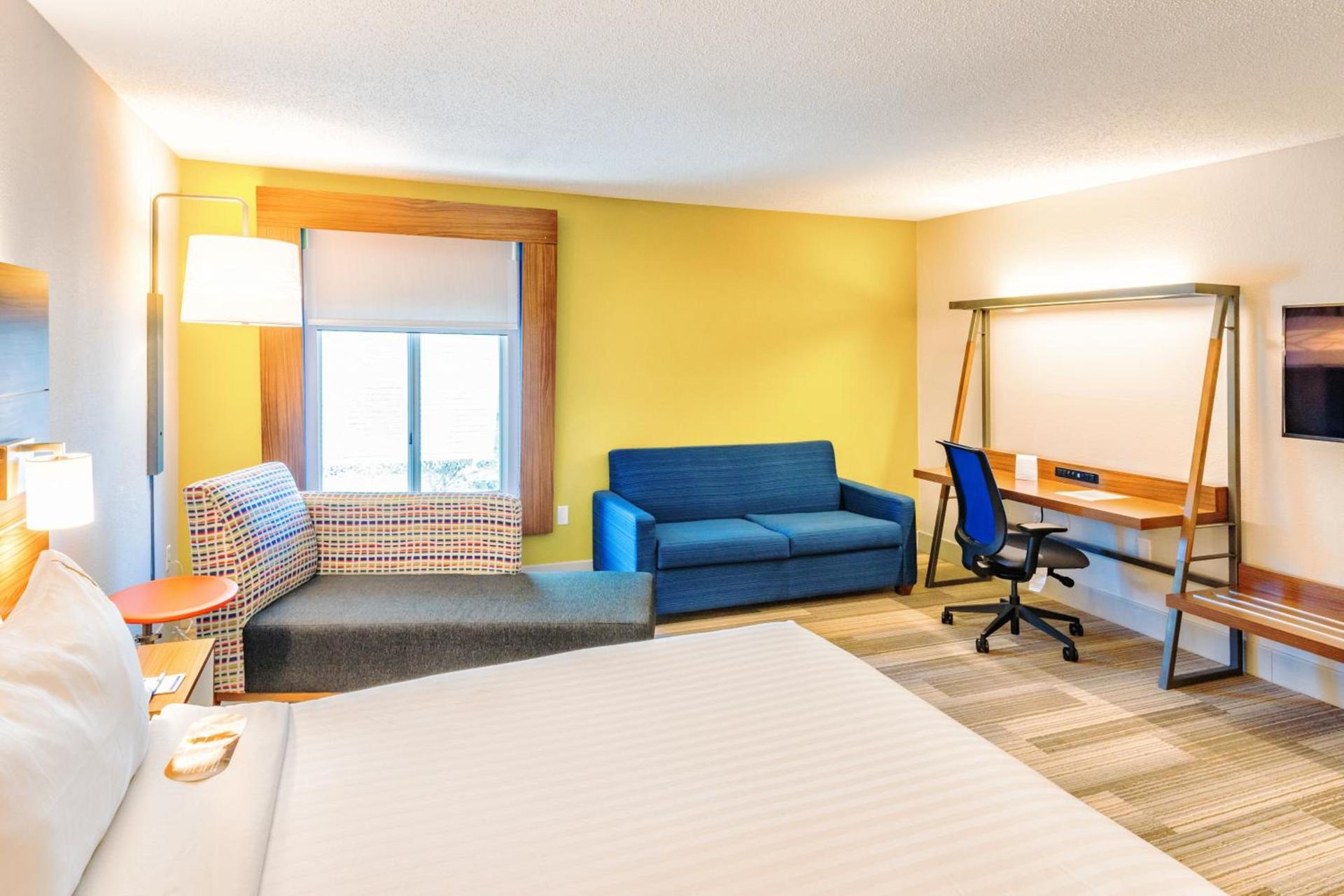 Holiday Inn Express Charleston US Highway 17 & I-526 by IHG photo 30