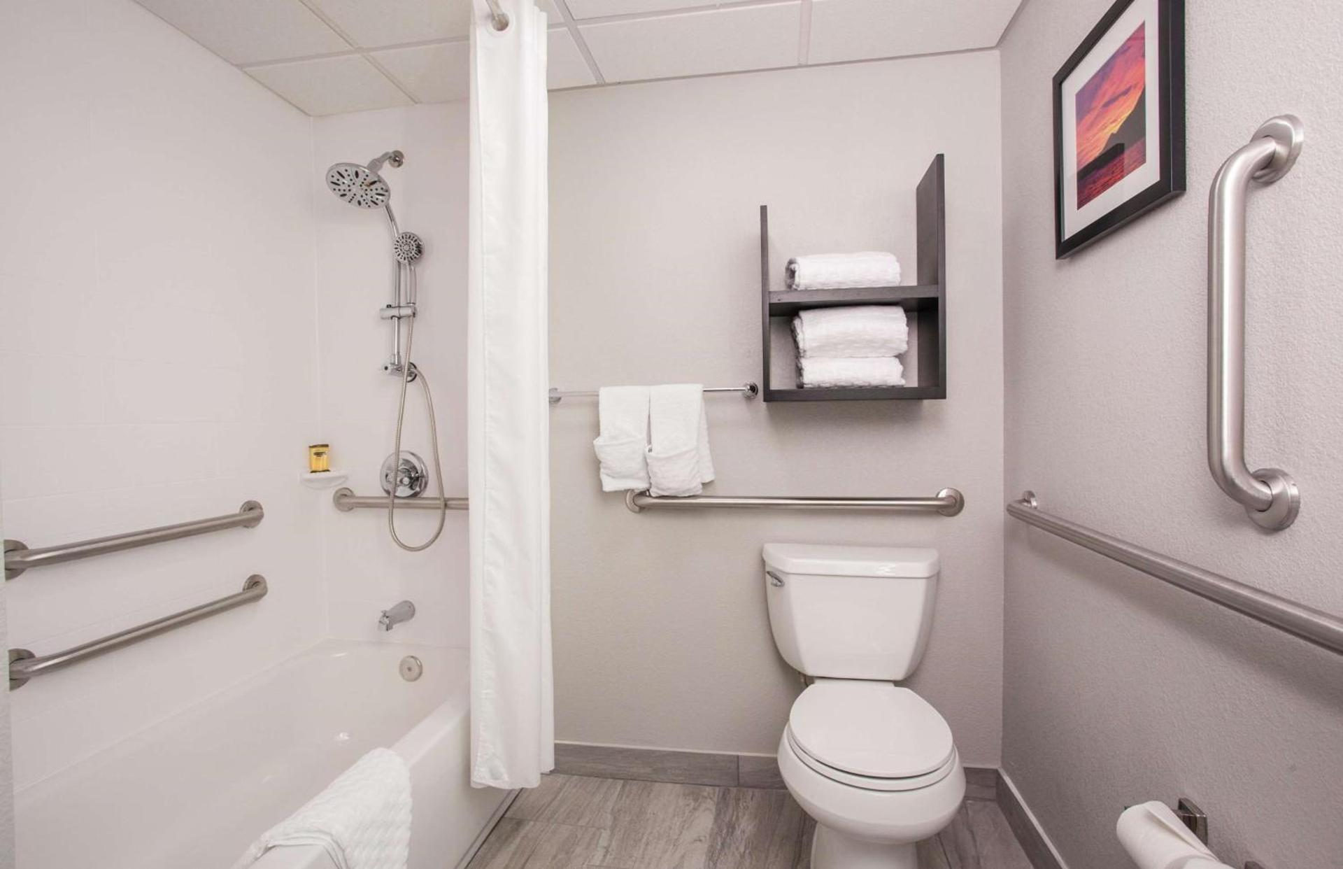 Best Western Plus Sun Canyon photo 27