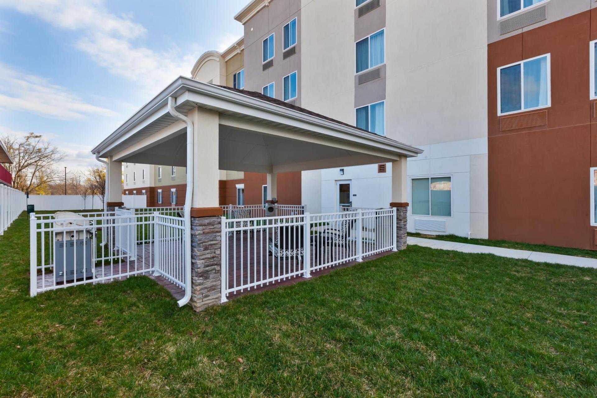 Candlewood Suites Louisville - NE Downtown Area by IHG photo 3
