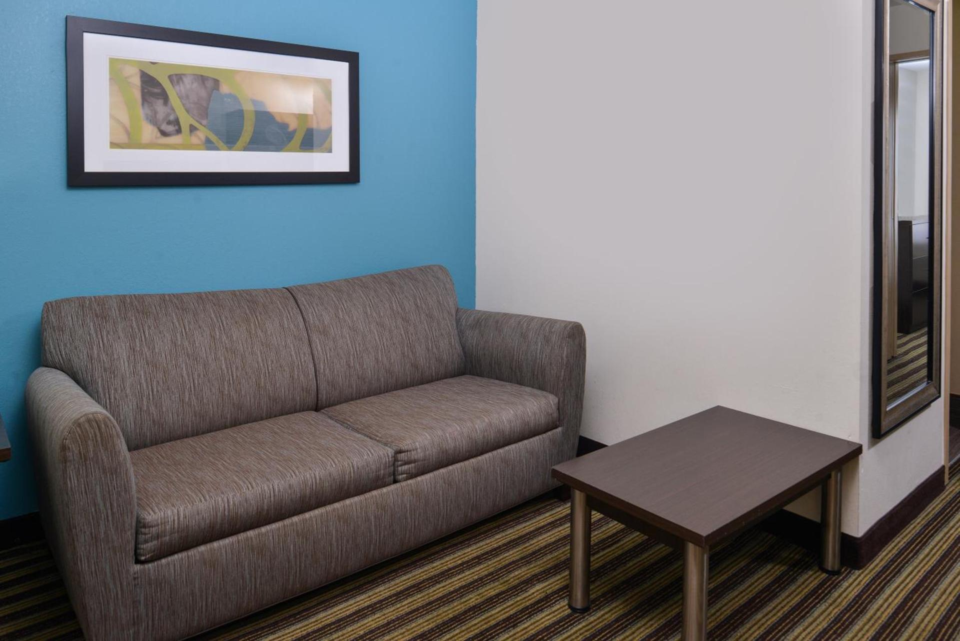 Holiday Inn Express Montgomery East I-85 by IHG photo 36