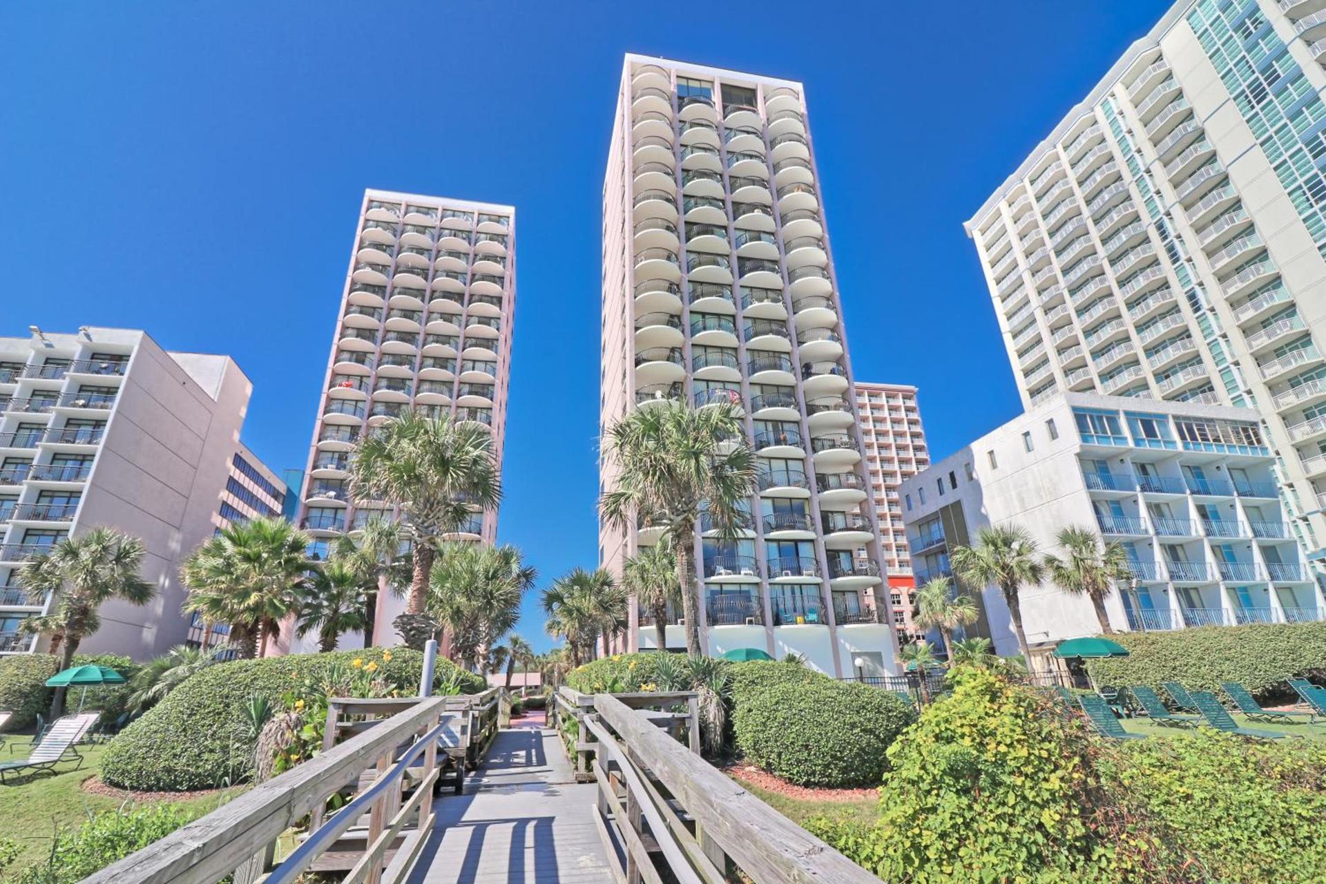 Suites at the Beach photo 8