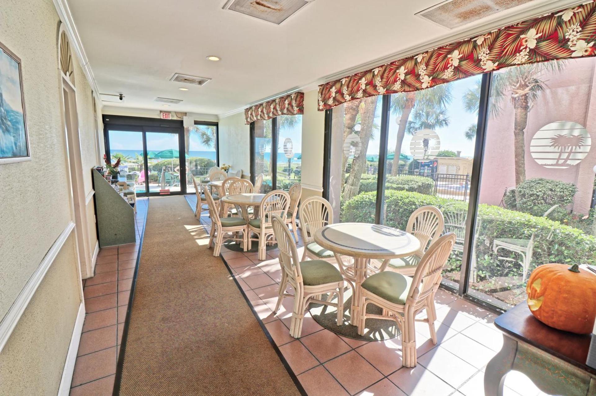 Suites at the Beach photo 11