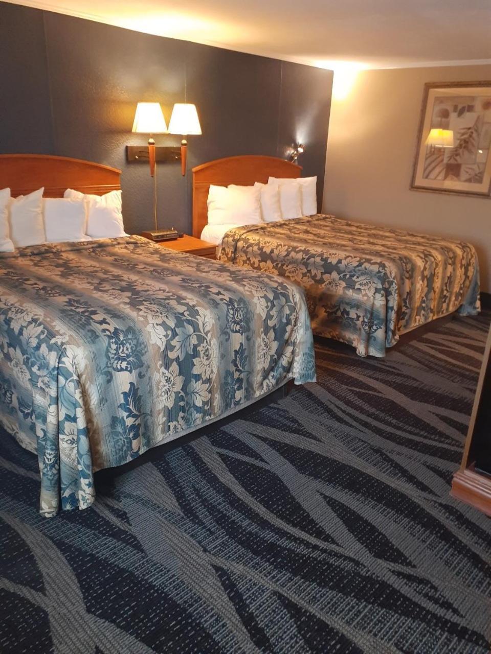 Rochester Inn photo 6