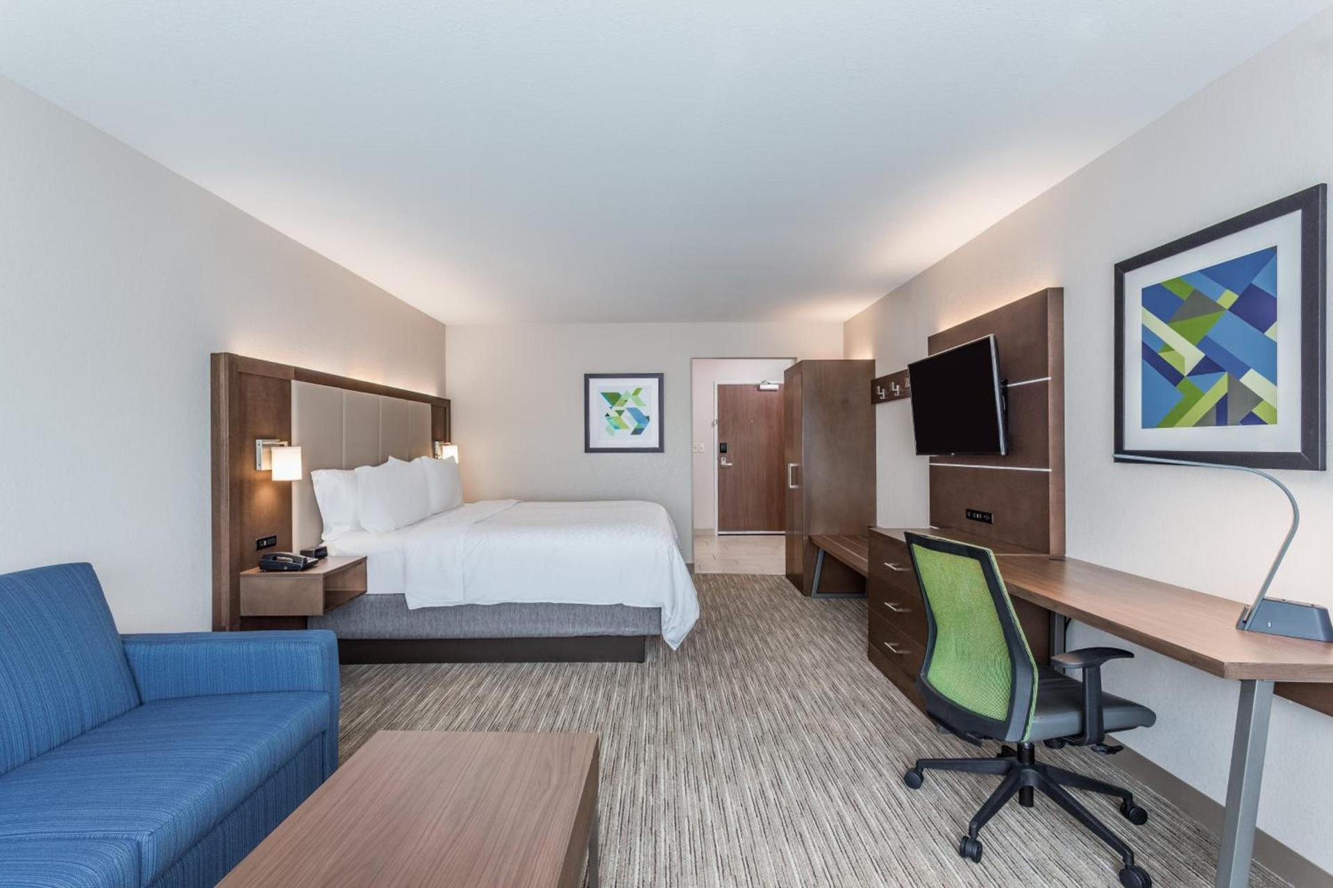 Holiday Inn Express & Suites Hammond by IHG photo 17
