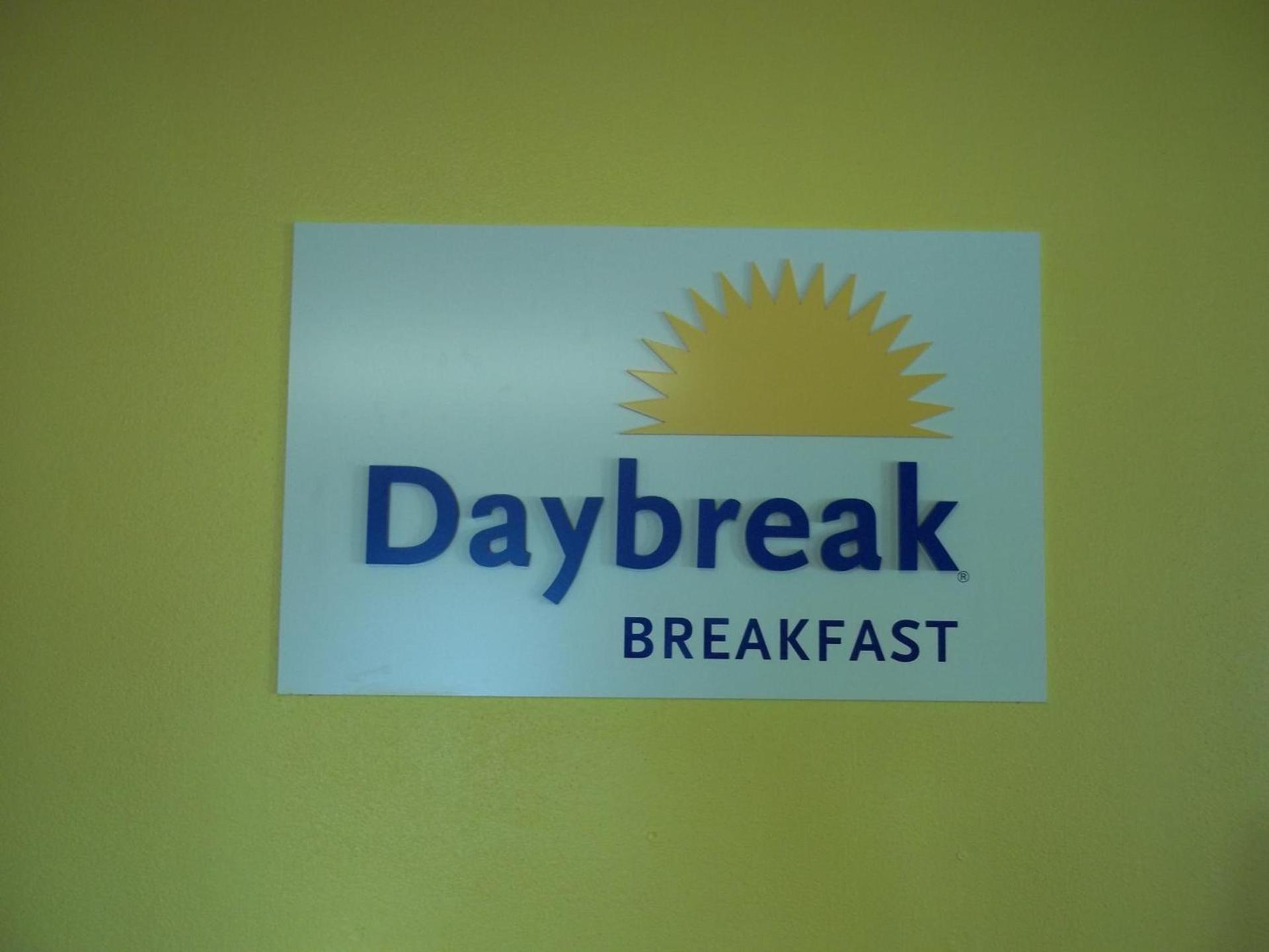 Days Inn by Wyndham Fond du Lac photo 28