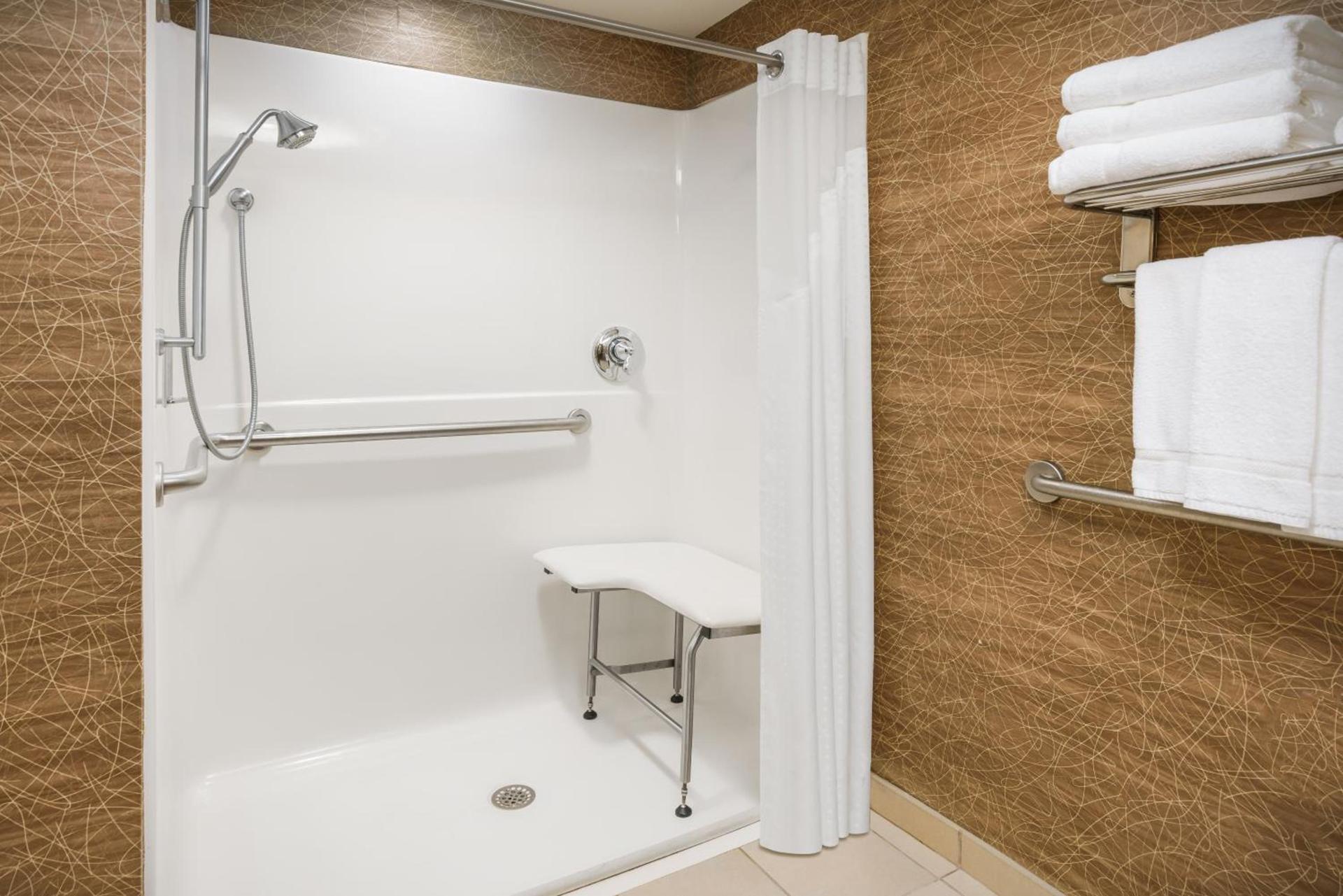 Garner Hotel Brockton - Boston by IHG photo 23
