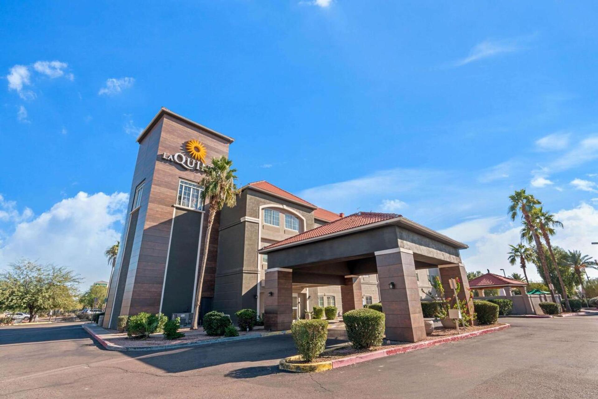 La Quinta by Wyndham Phoenix I-10 West photo 3
