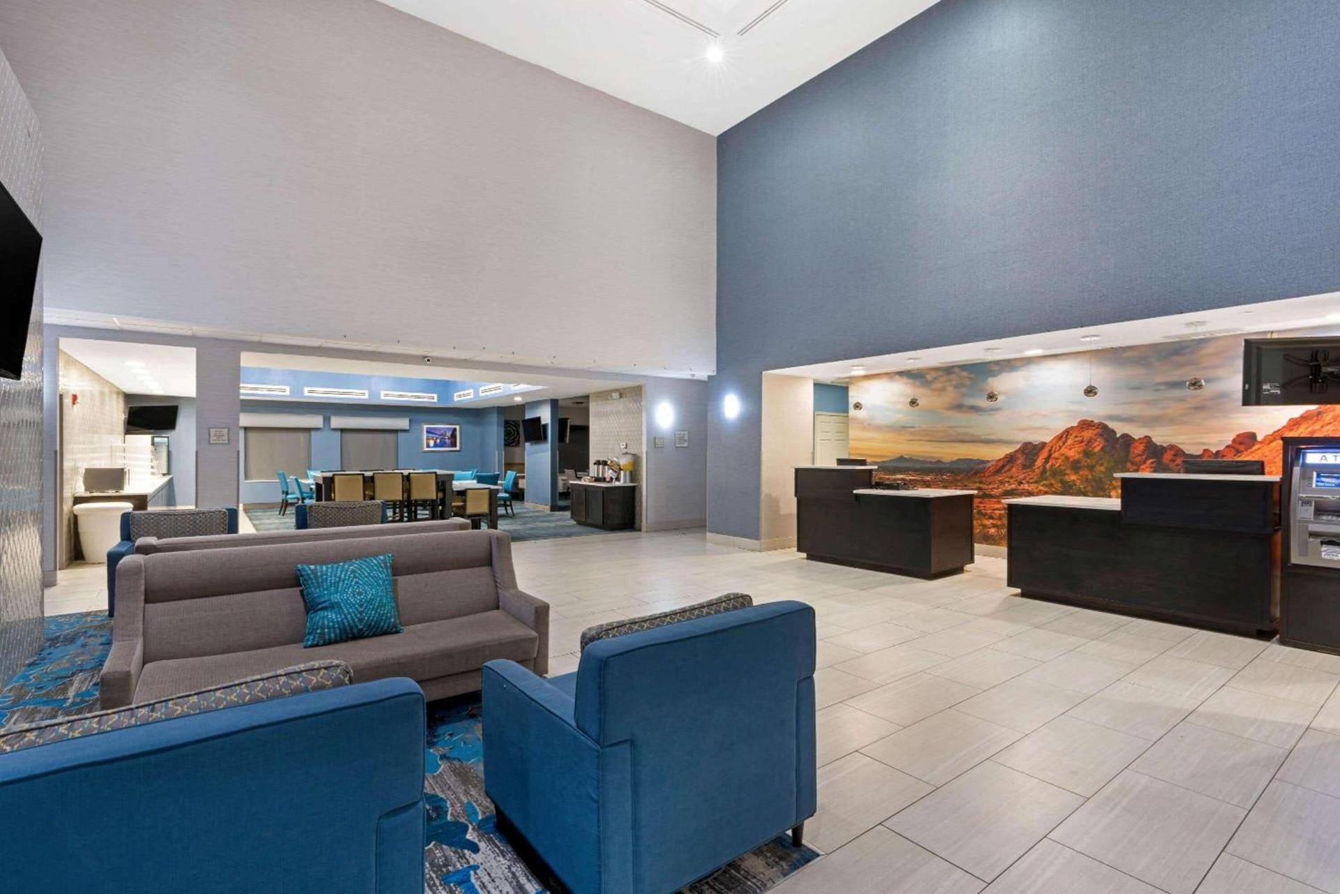 La Quinta by Wyndham Phoenix I-10 West photo 4