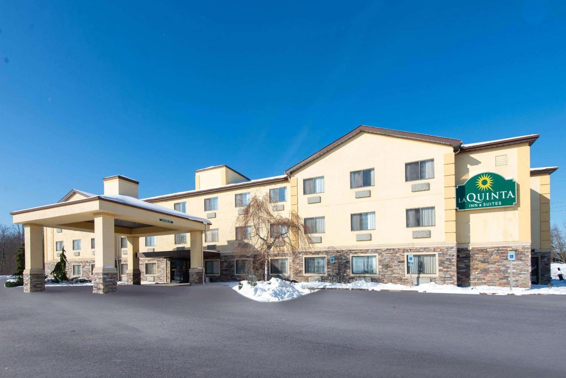 La Quinta by Wyndham Erie photo 31