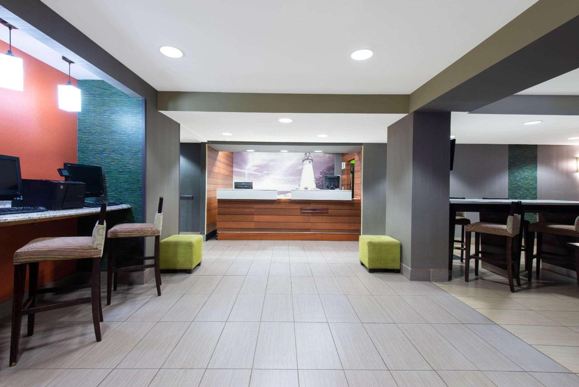La Quinta by Wyndham Erie photo 34