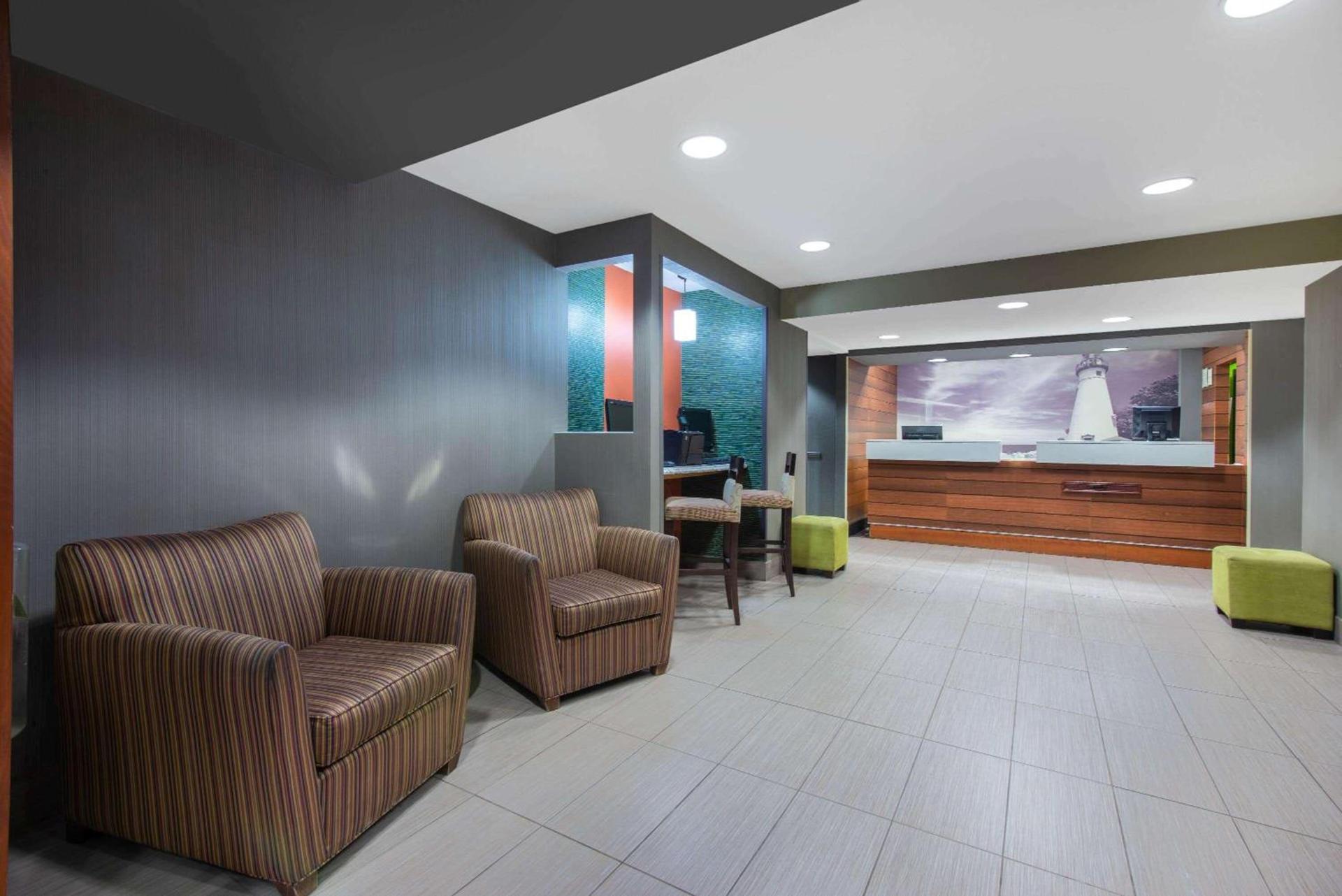 La Quinta by Wyndham Erie photo 37