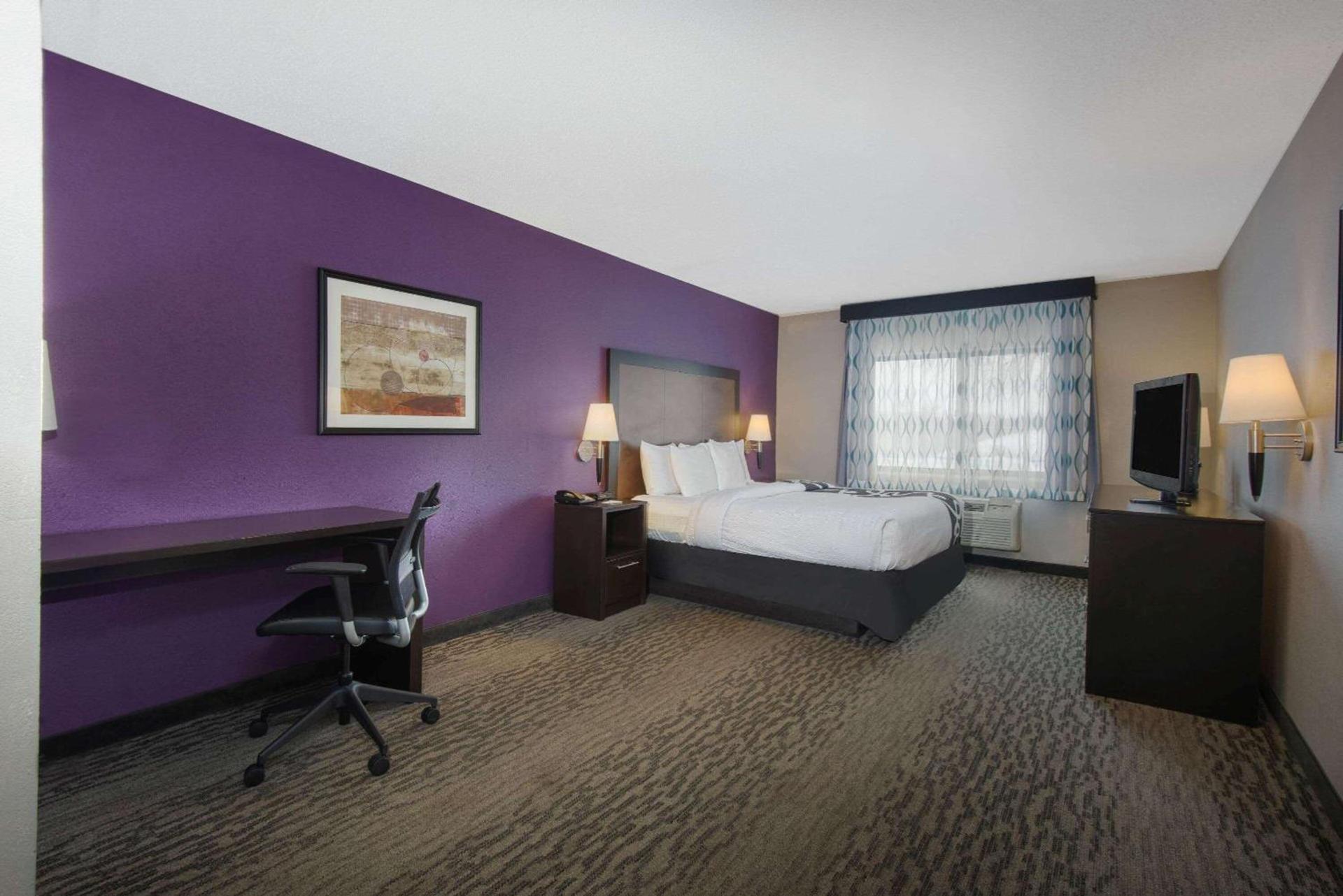 La Quinta by Wyndham Erie photo 50