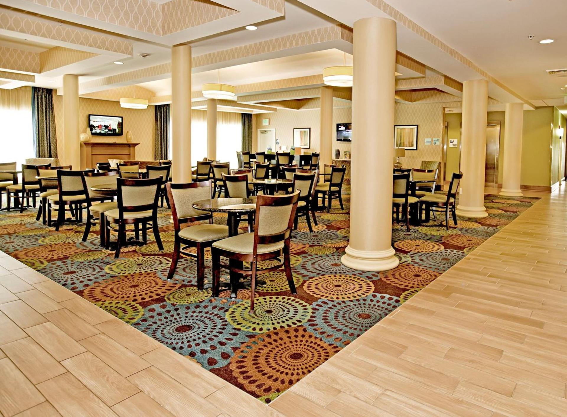 Holiday Inn Express and Suites Bossier City Louisiana Downs by IHG photo 20